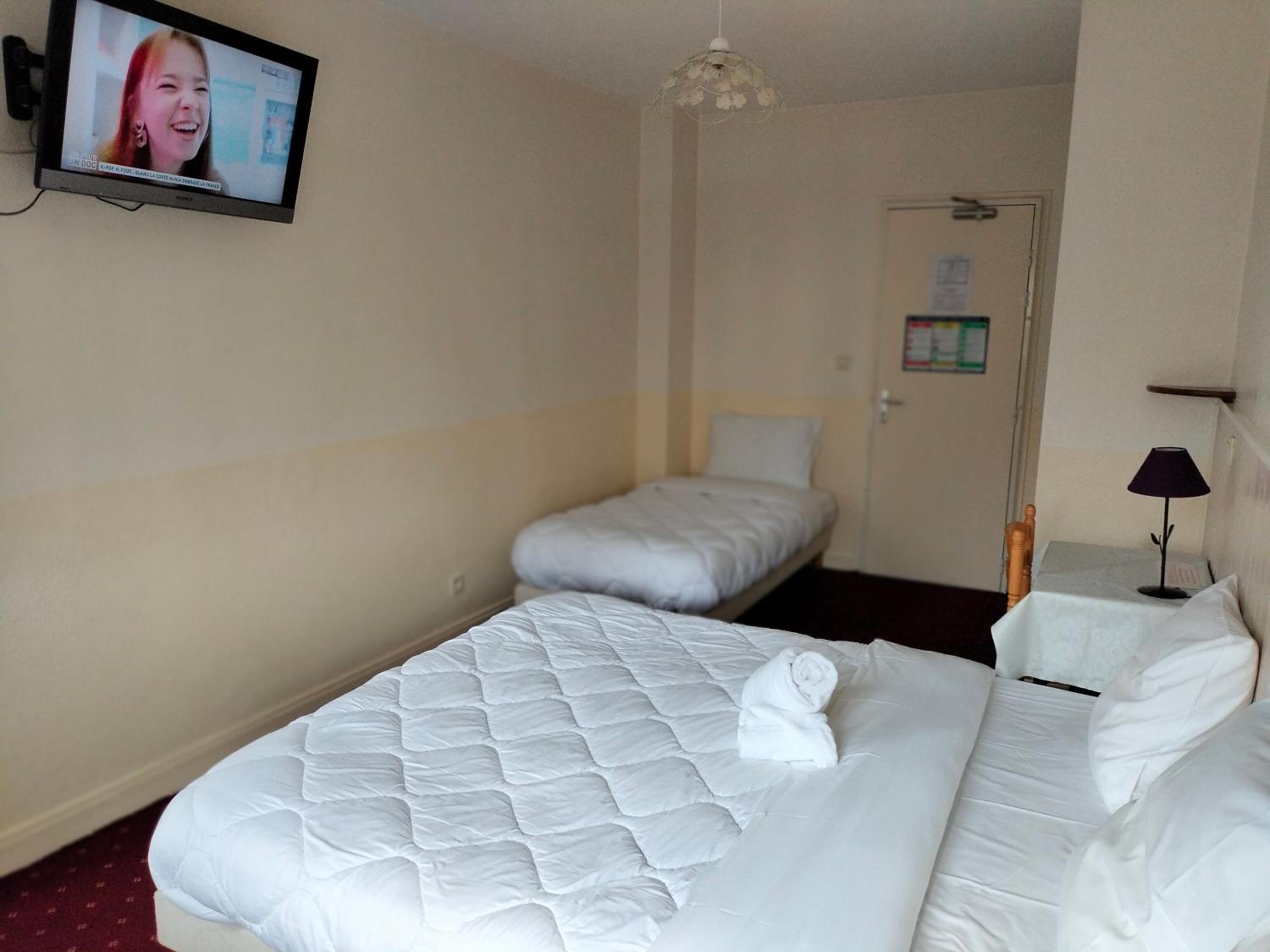Triple Room - Photo 1