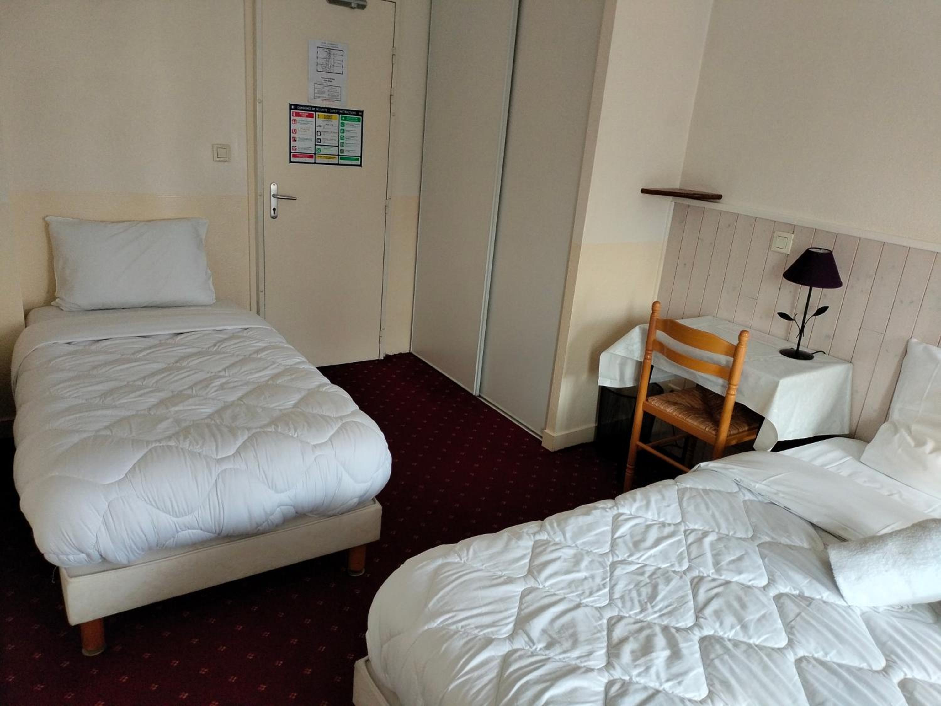 Triple Room - Photo 2