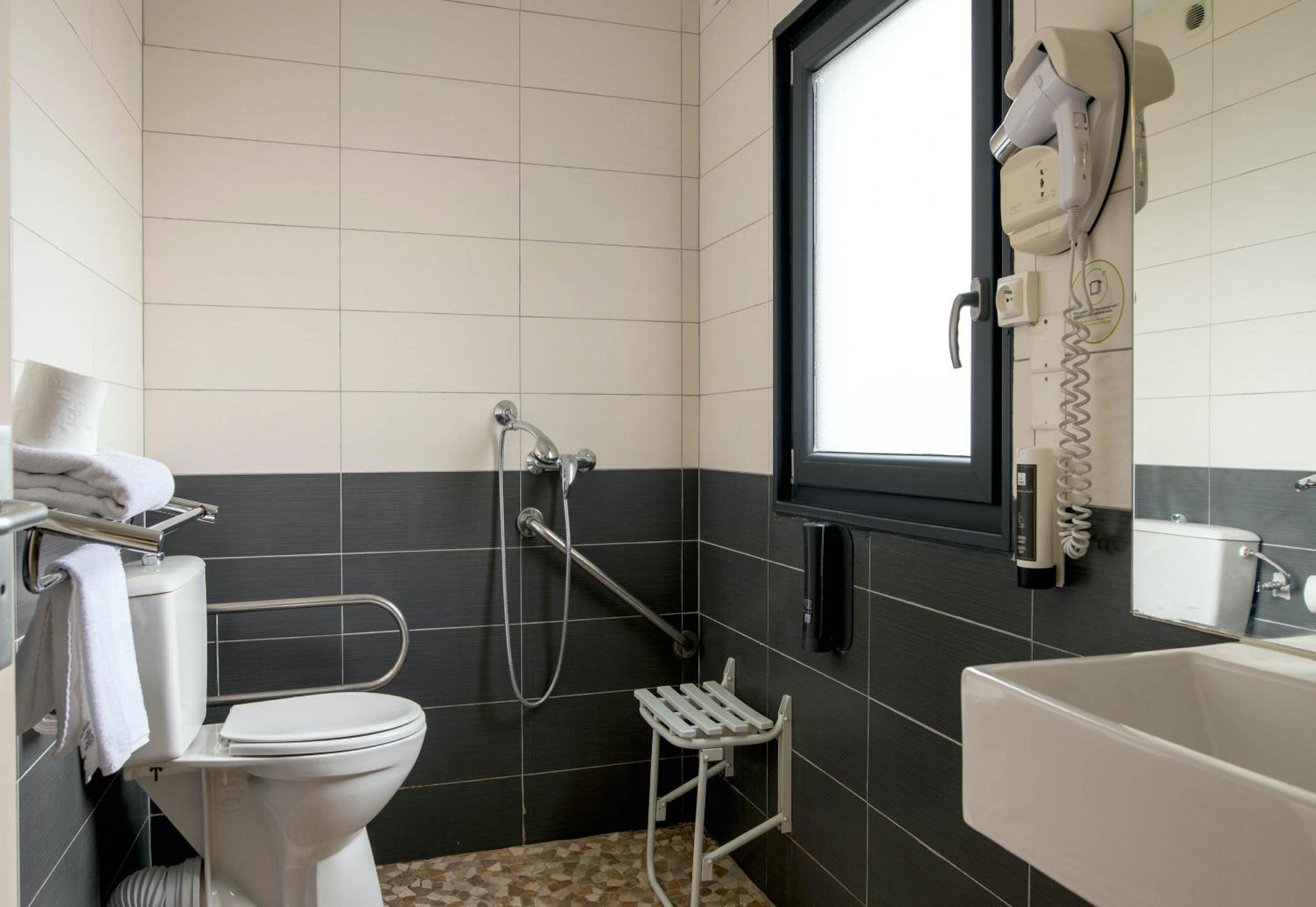 B&amp;B HOTEL Bollène, Foto 3