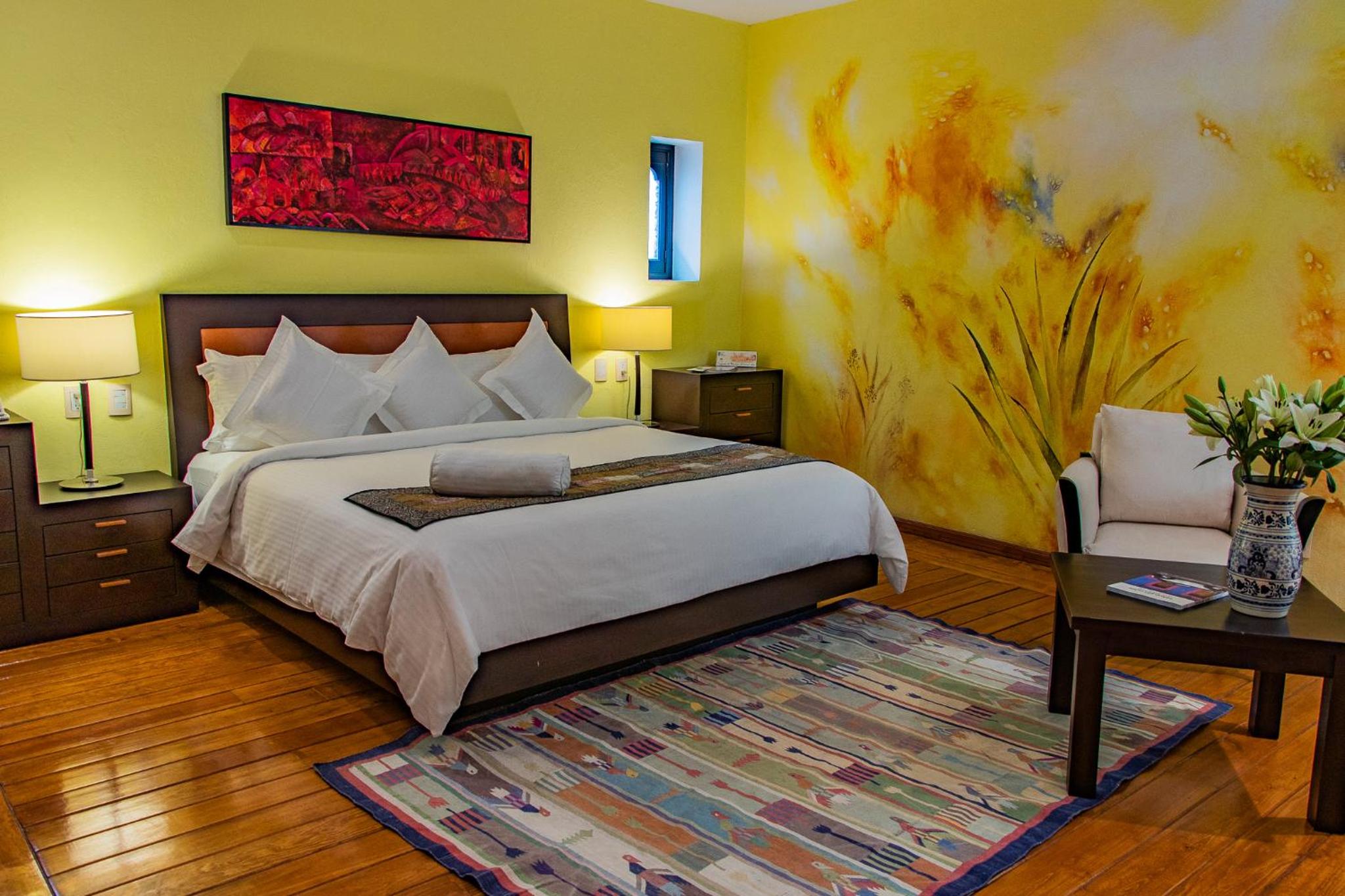 Deluxe Suite