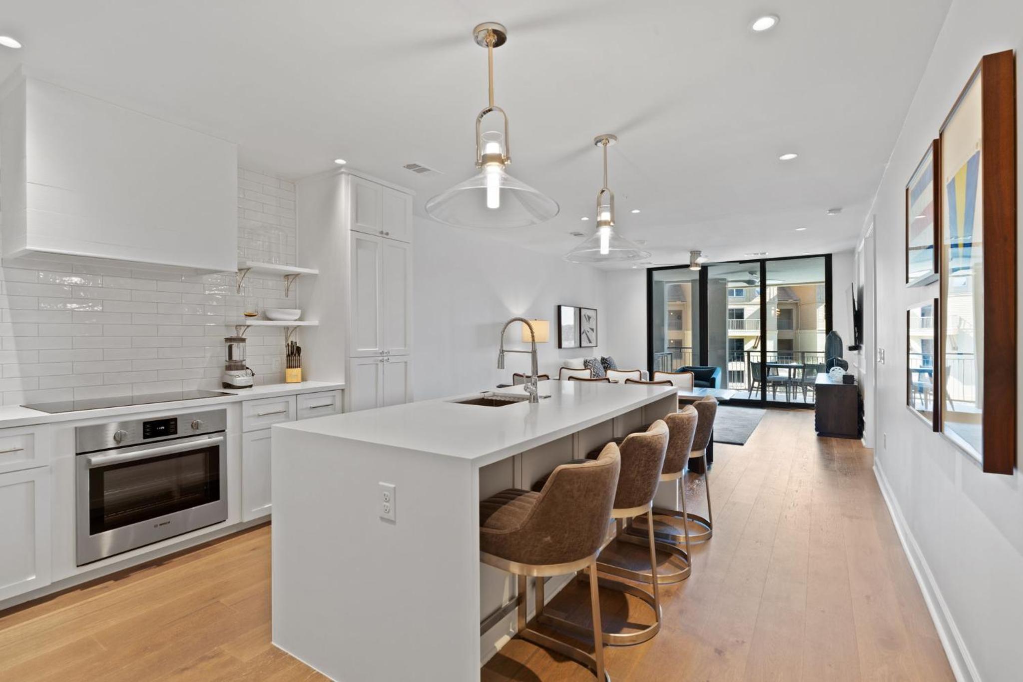 Three BedroomTwo Bath Indigo Signature Condo - Photo 8