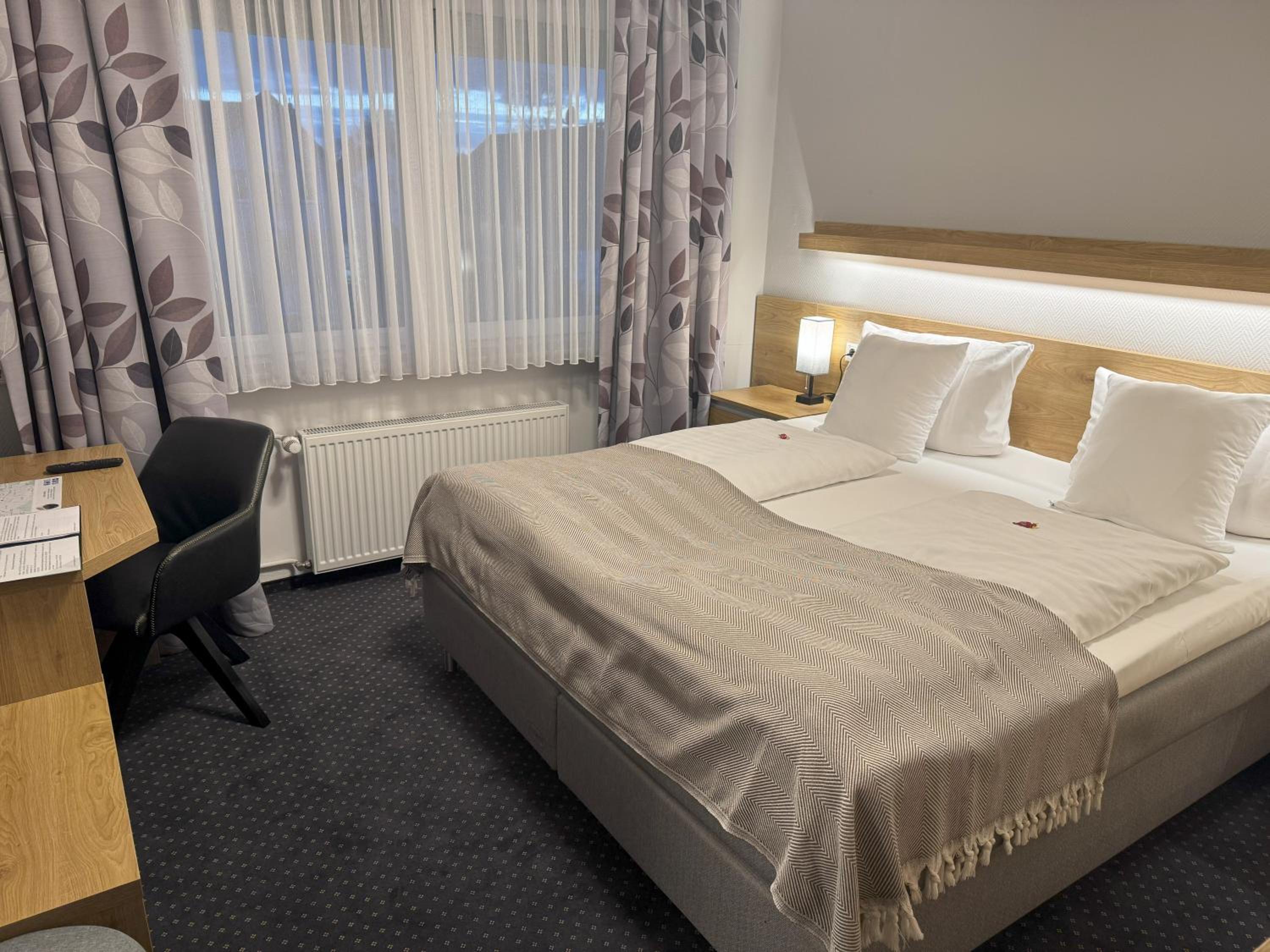 Double Room - Photo 2
