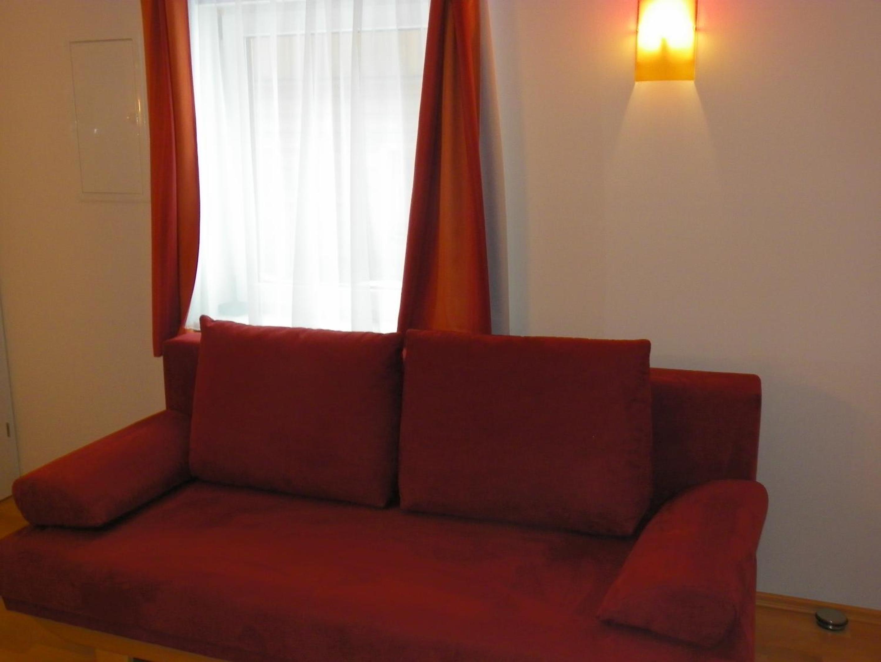 One-Bedroom Apartment (4 Adults)
