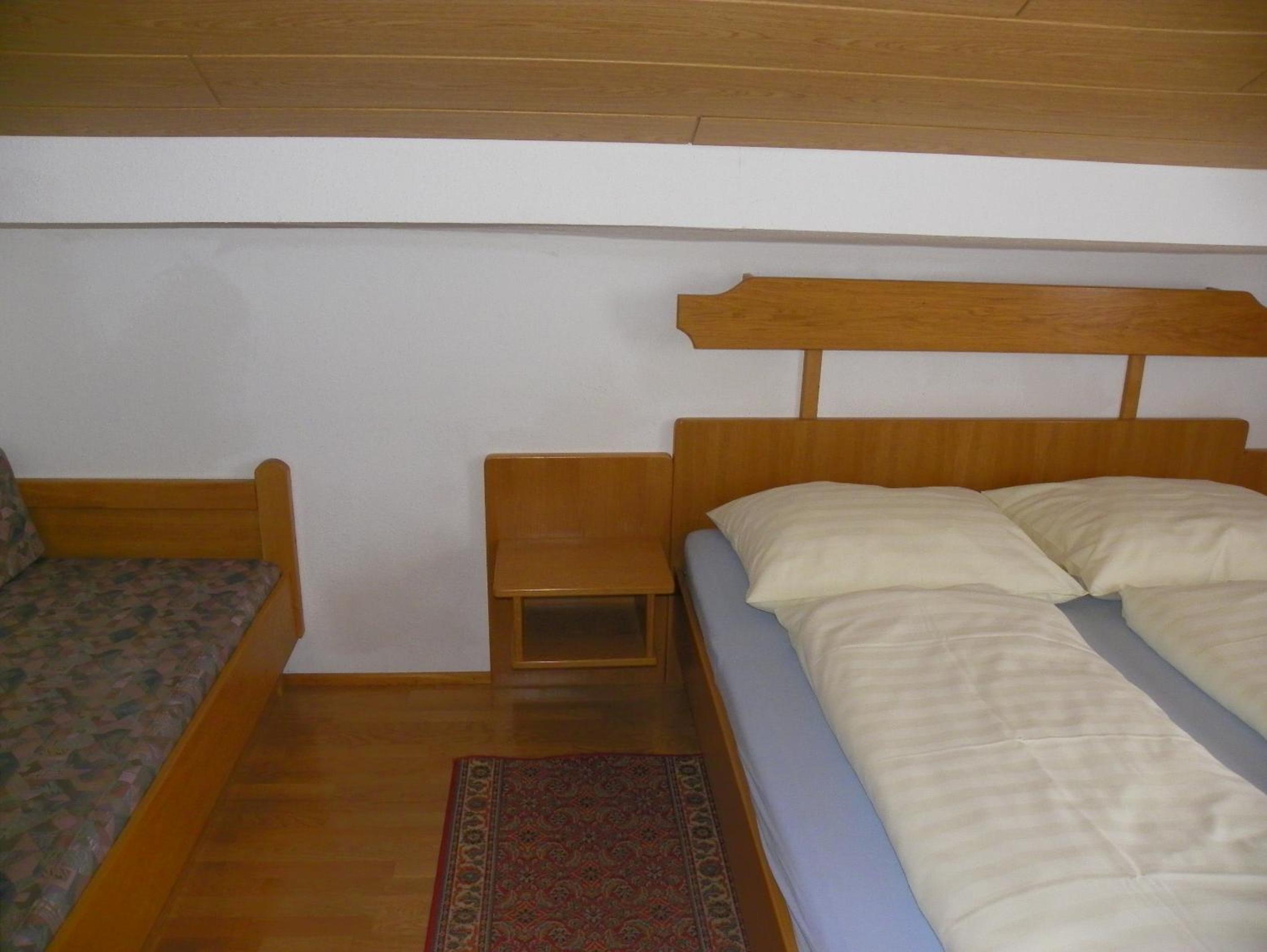 Two-Bedroom Apartment (5 Adults)