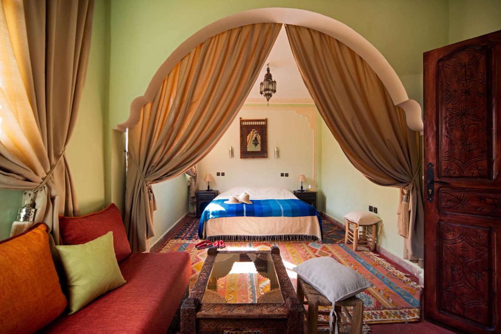 Triple Room with Balcony - Photo 5