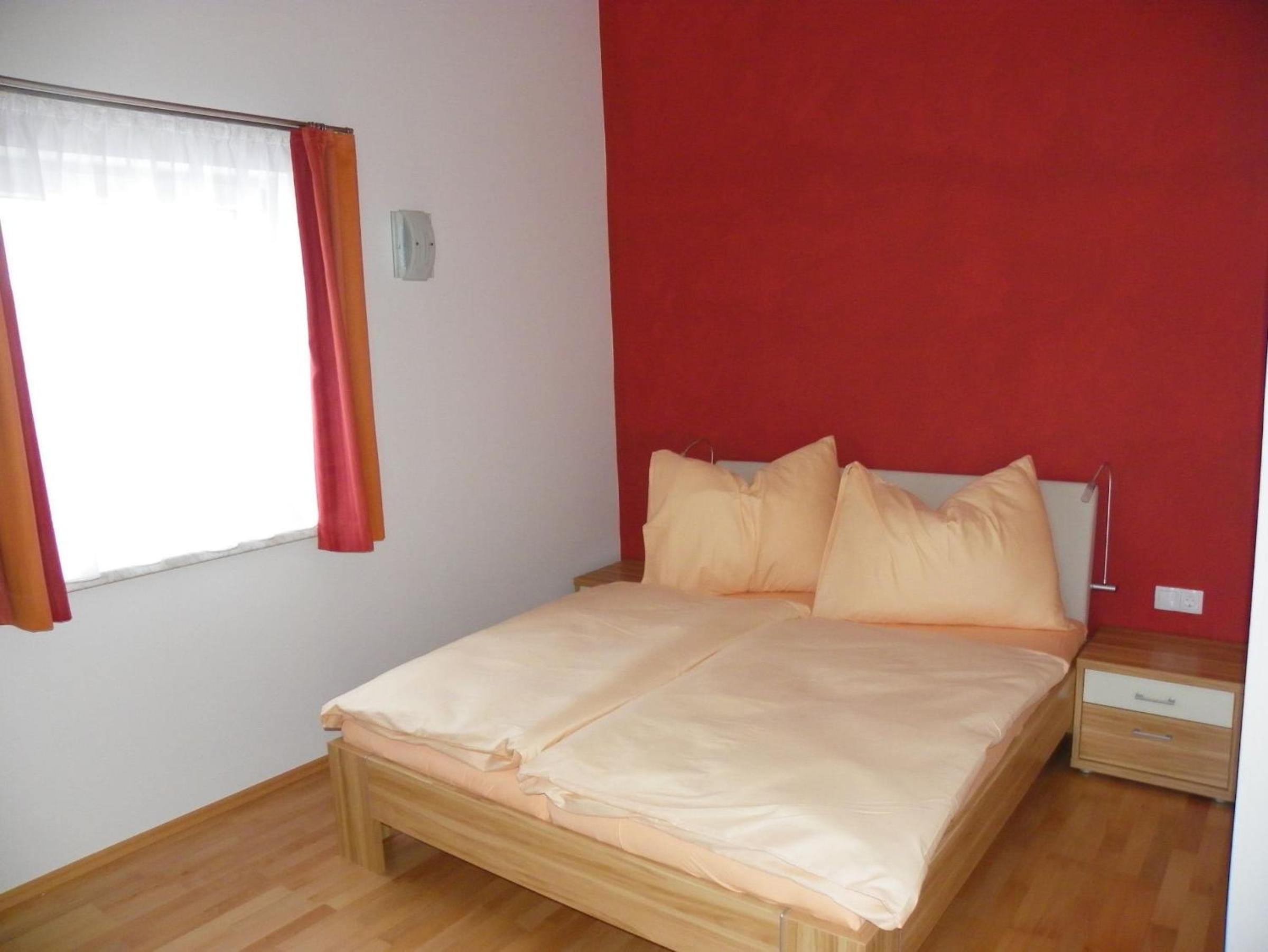 Two-Bedroom Apartment with Balcony (4-6 Adults)