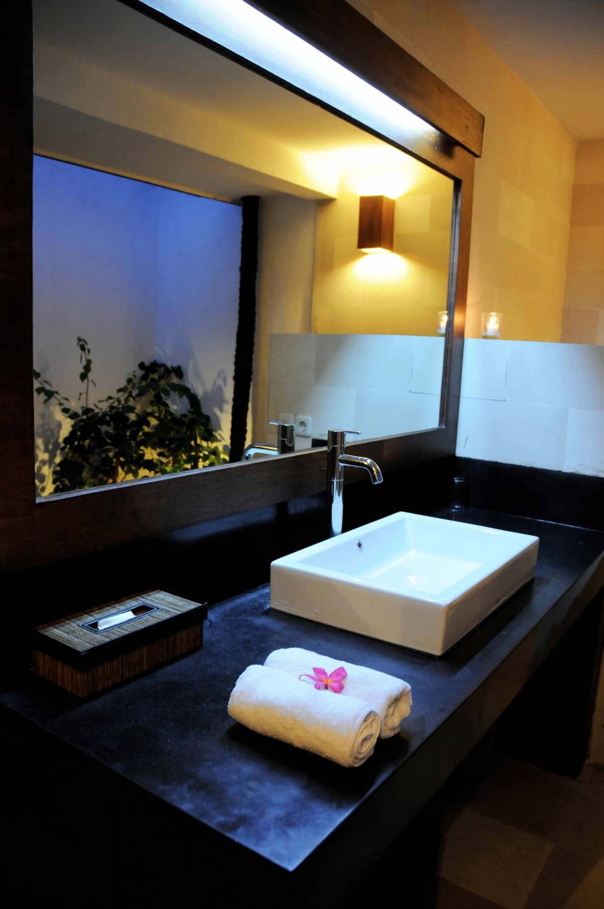Deluxe Twin Room - Photo 10