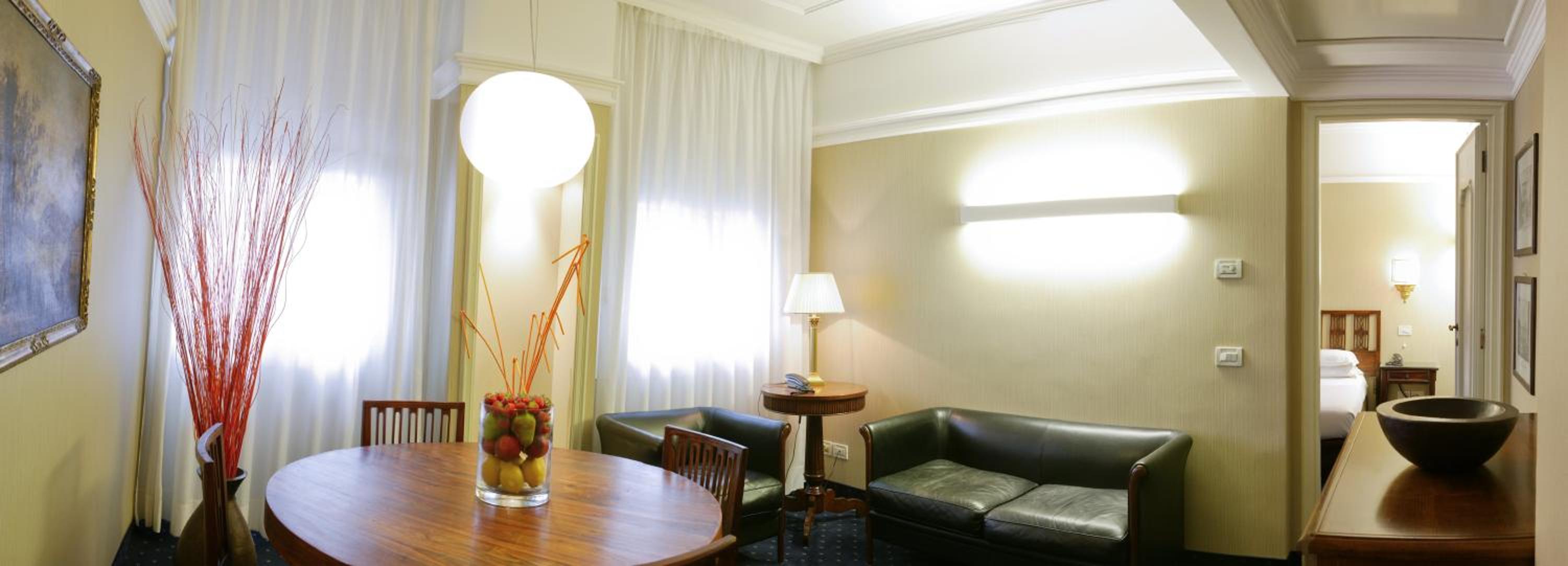 Junior Suite - Photo 2