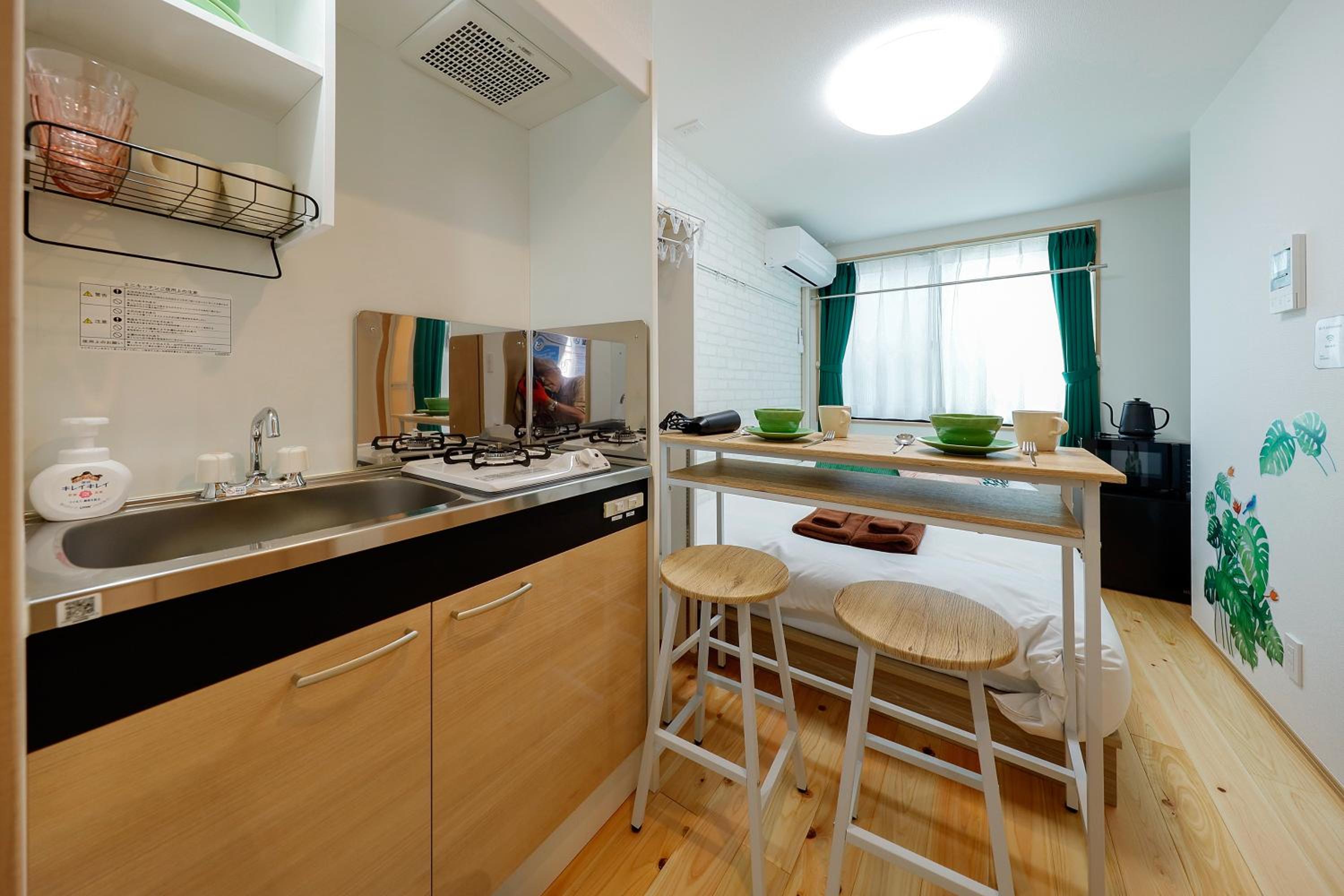 One-Bedroom Apartment photo 2