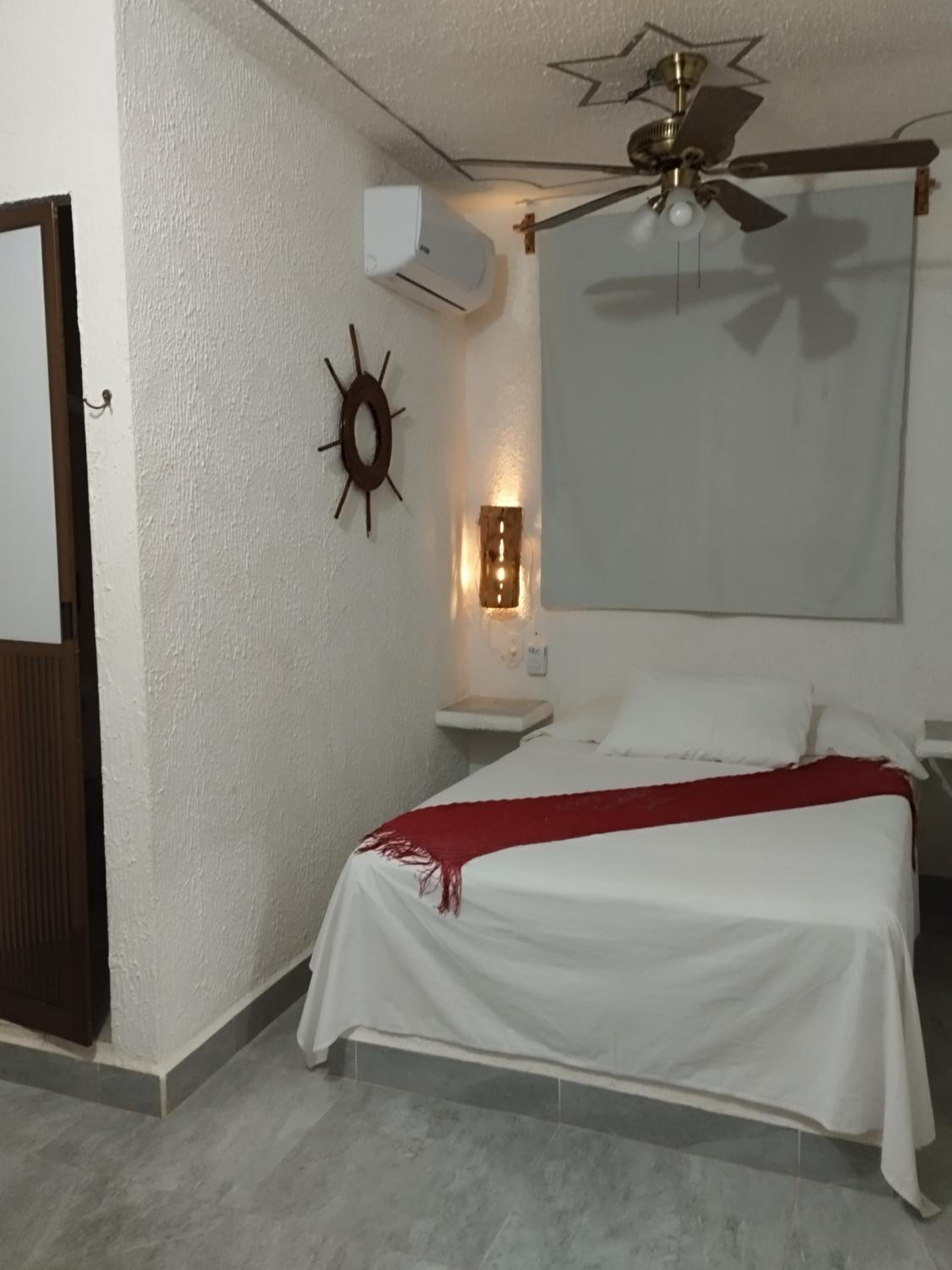 Small Double Room photo 3