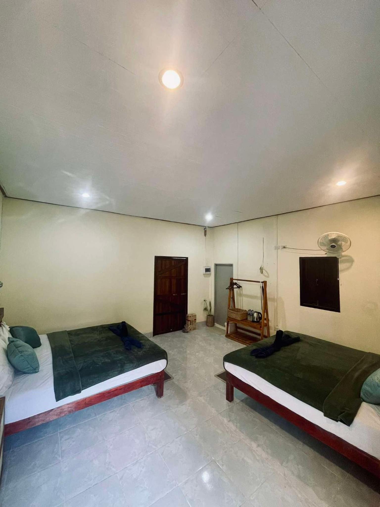 Deluxe Quadruple Room photo 2