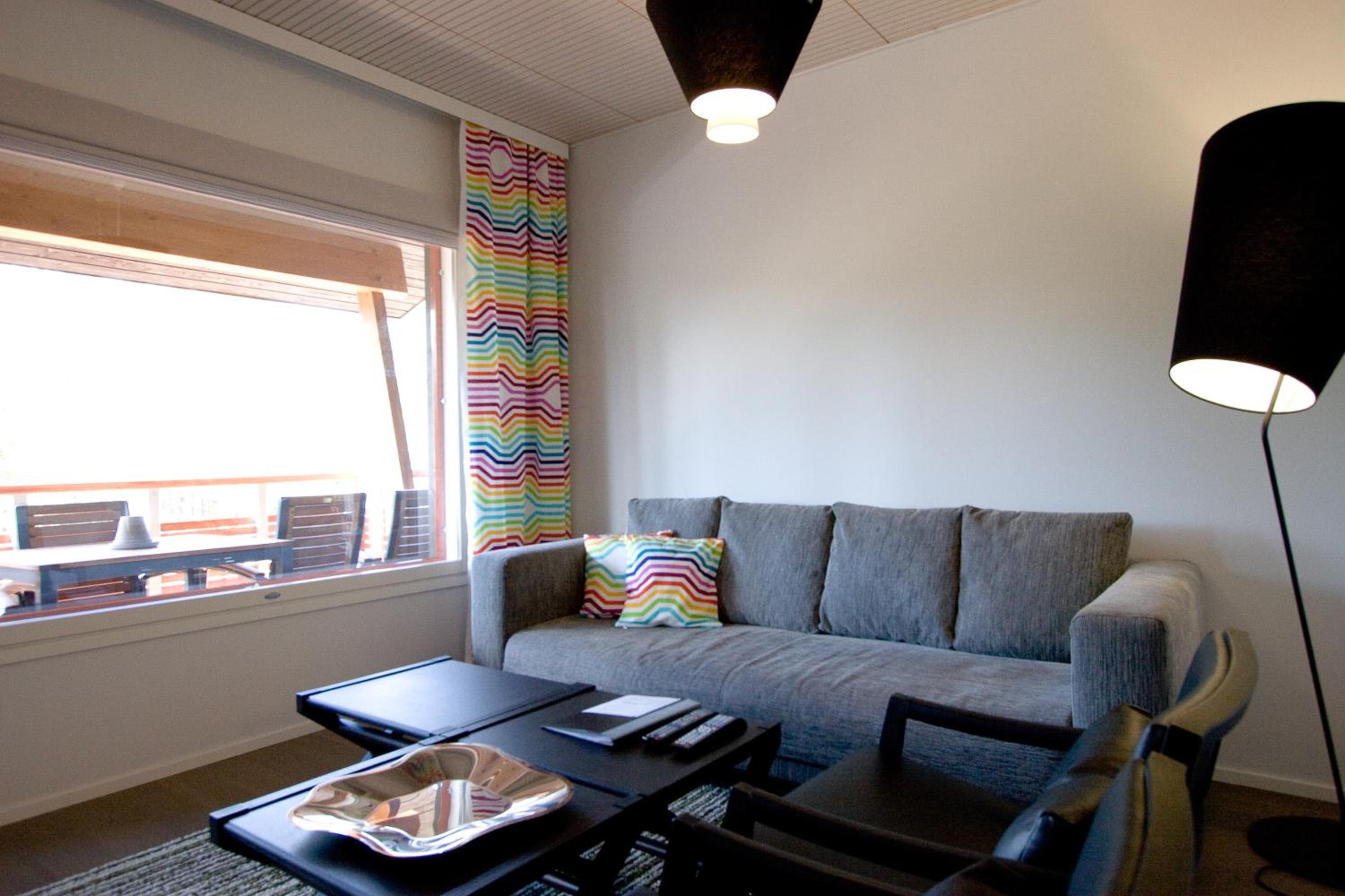 One-Bedroom Apartment with Sauna - No Pets photo 1