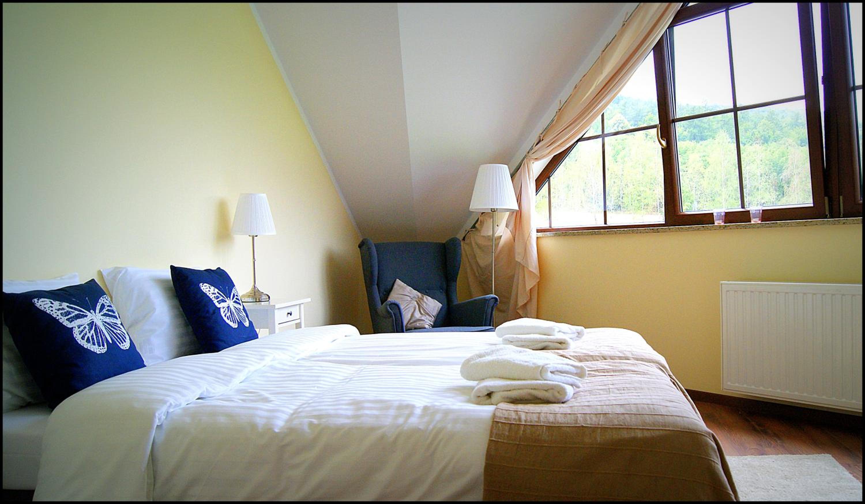 Standard King Room photo 1
