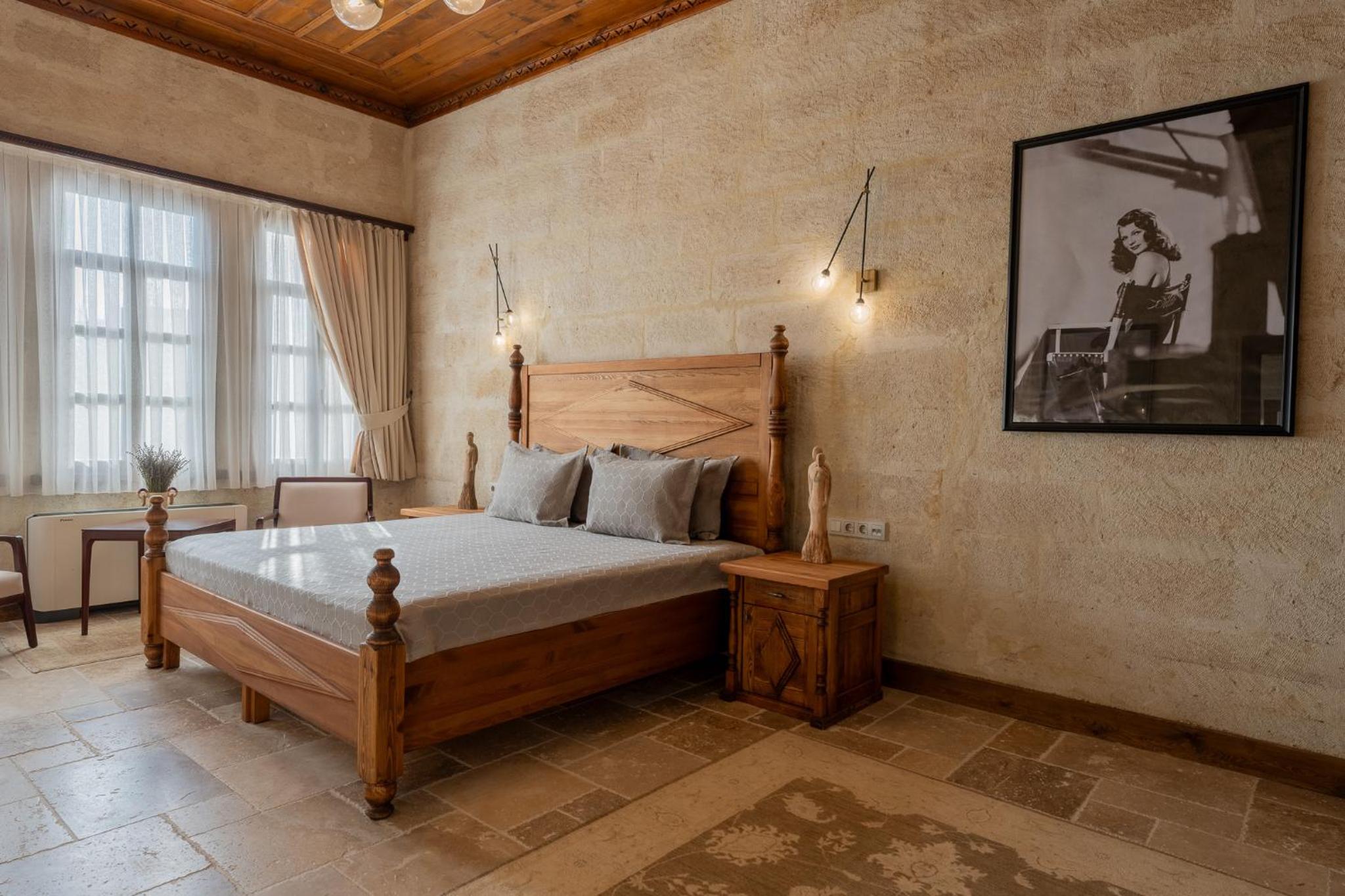 Legacy Suite - Photo 15
