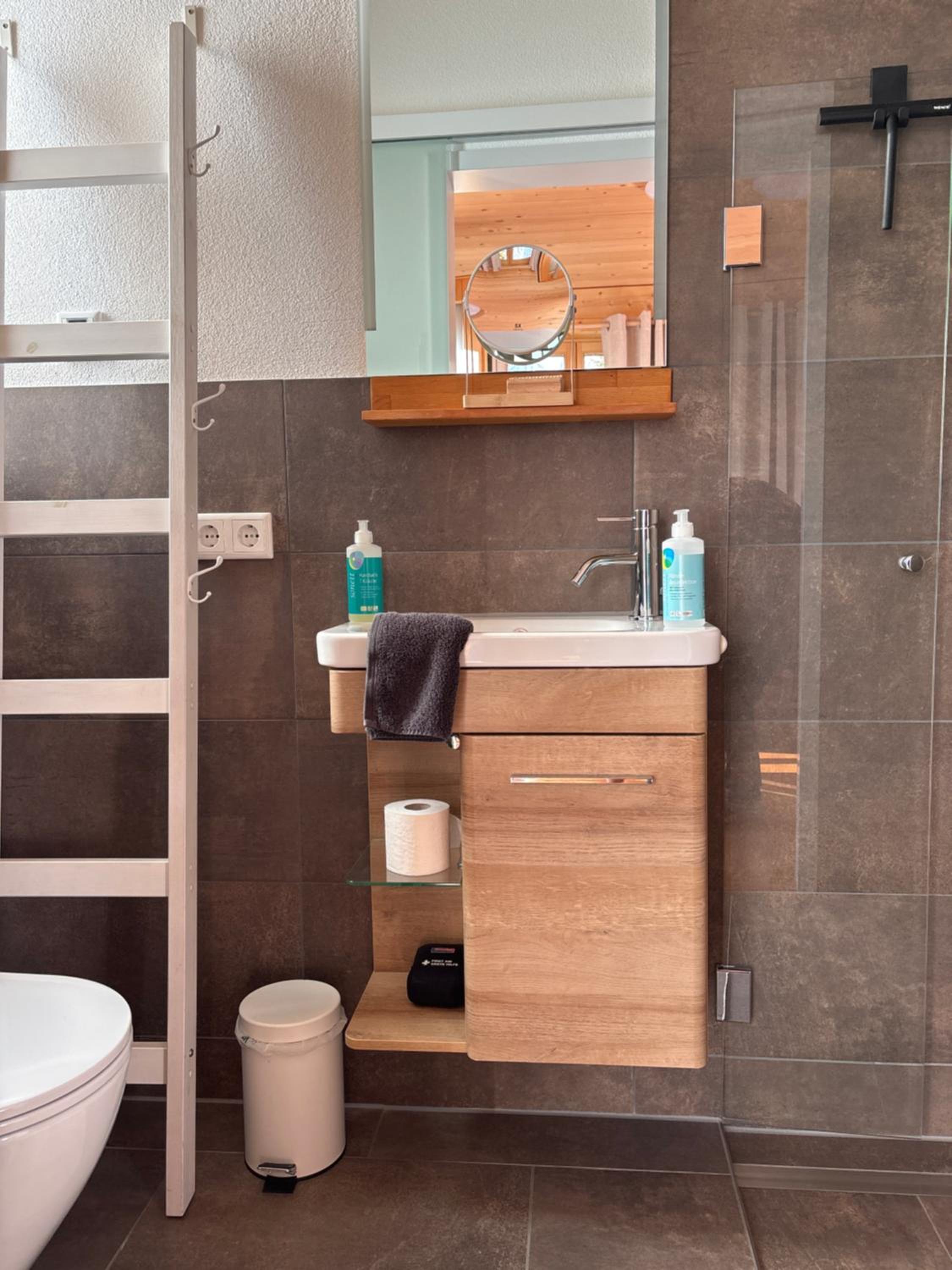 Double Room with Private Bathroom photo 3