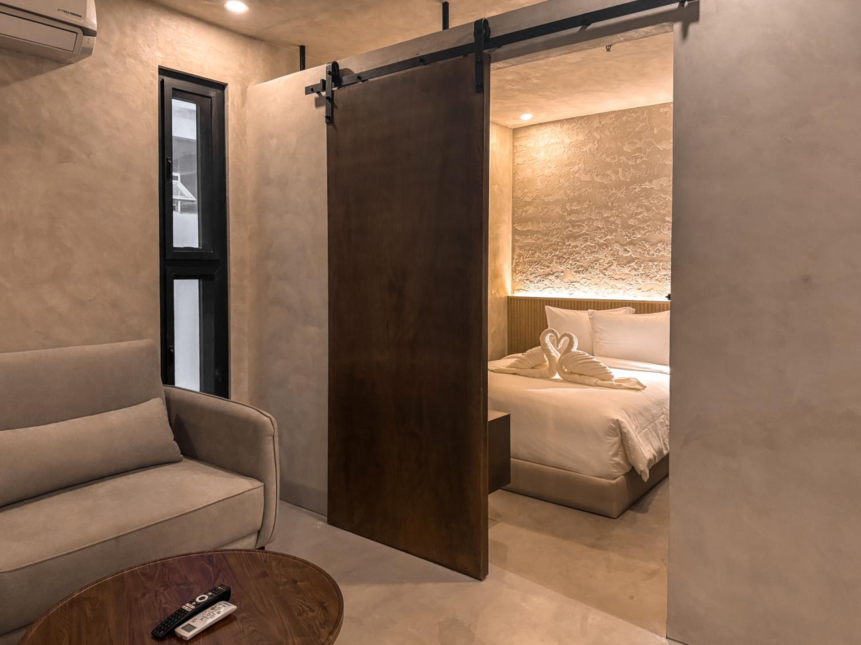 Family Suite - Photo 8