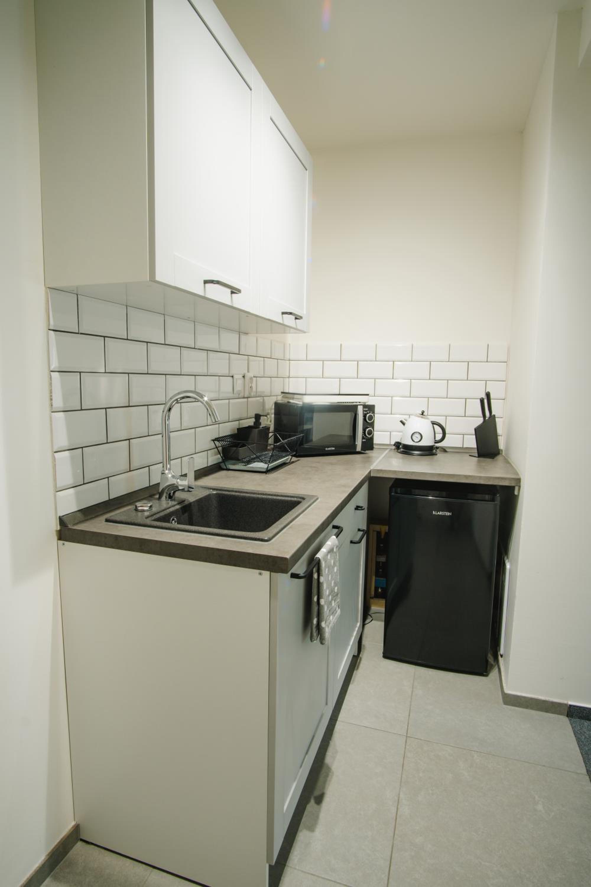 Apartment photo 2