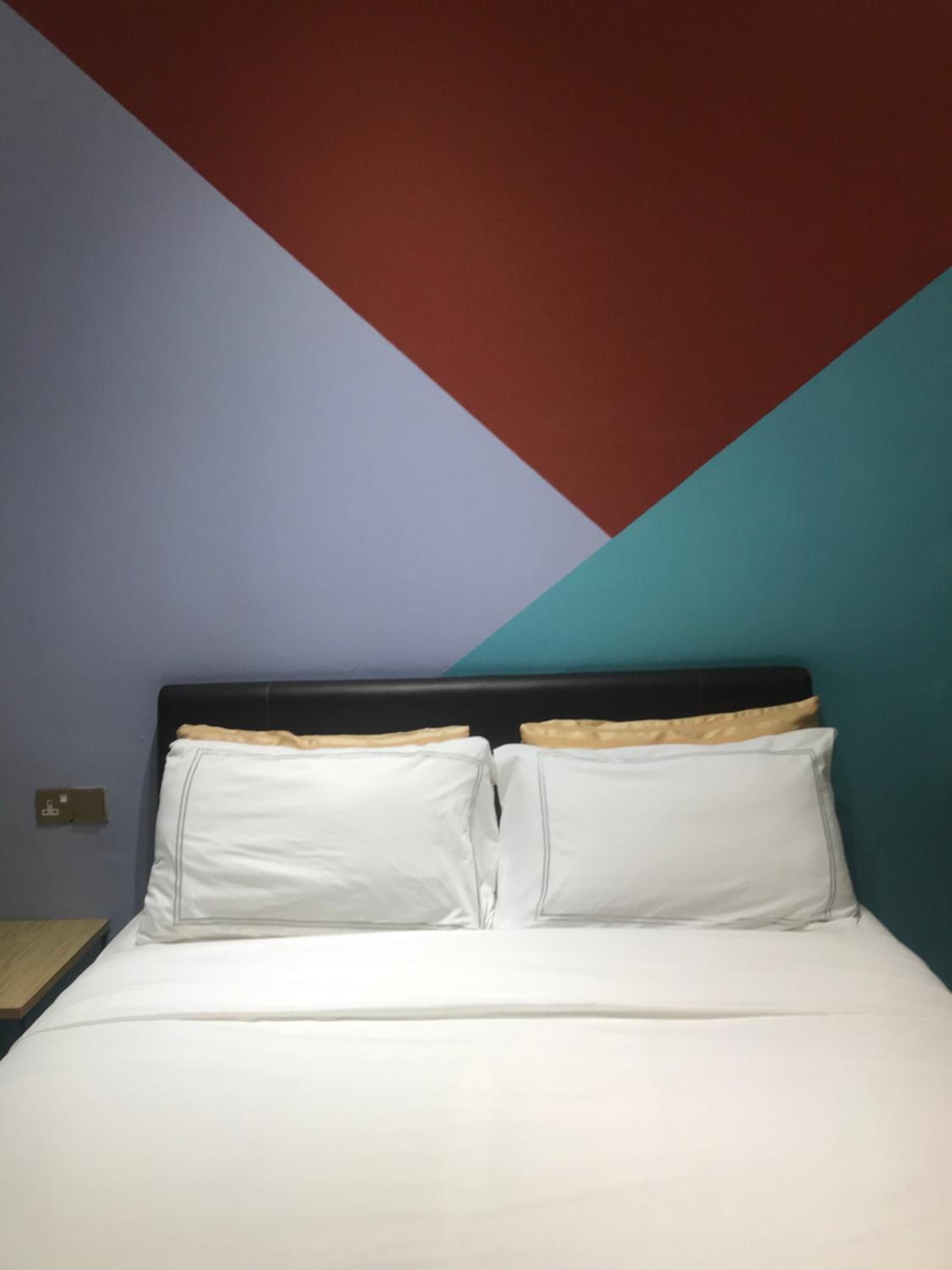 Deluxe Queen Room photo 1