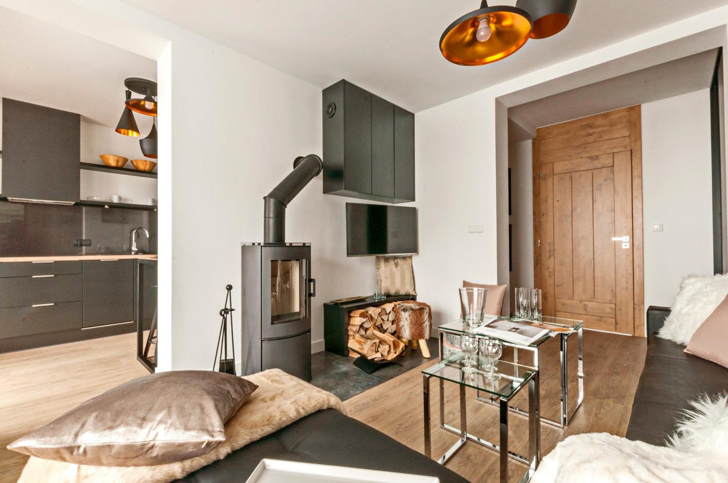 Apartment with Mountain View (5 Adults)