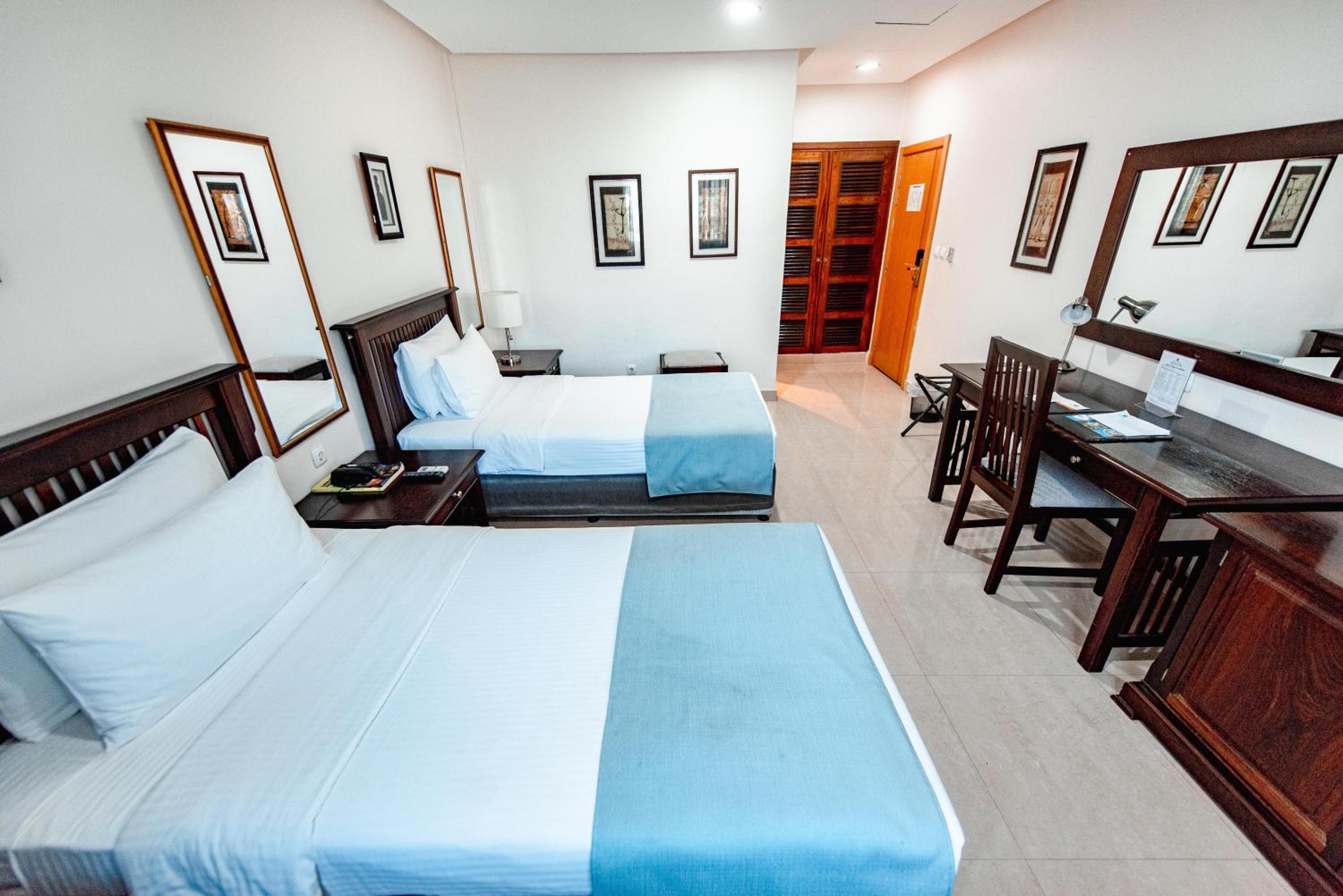 Double or Twin Room photo 3
