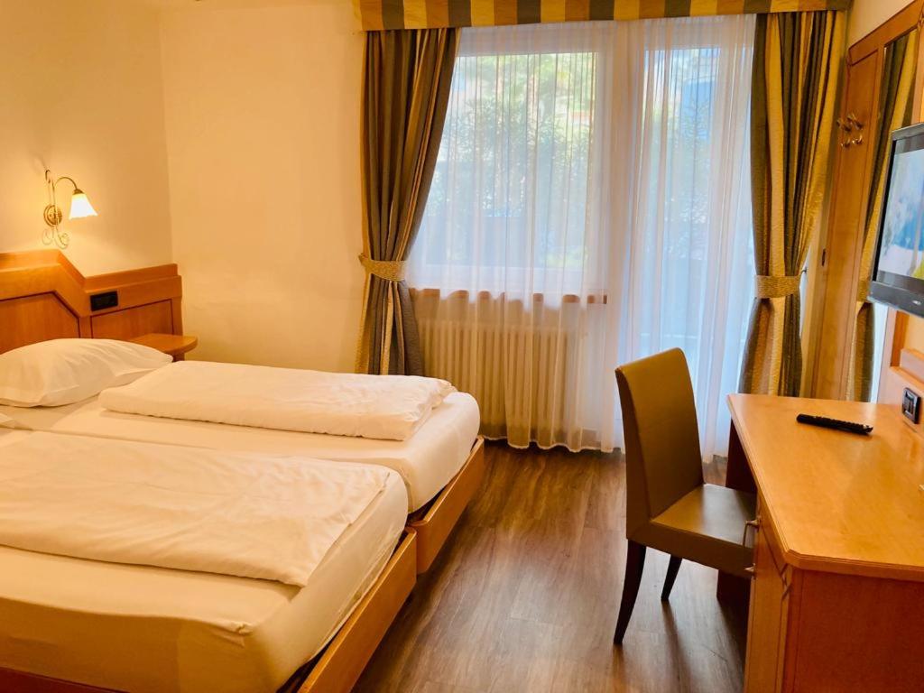 Economy Twin Room