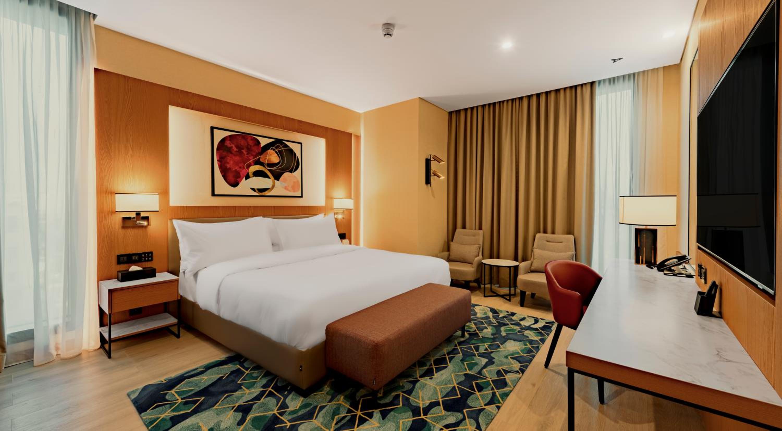 Two-Bedroom Suite thumbnail 6