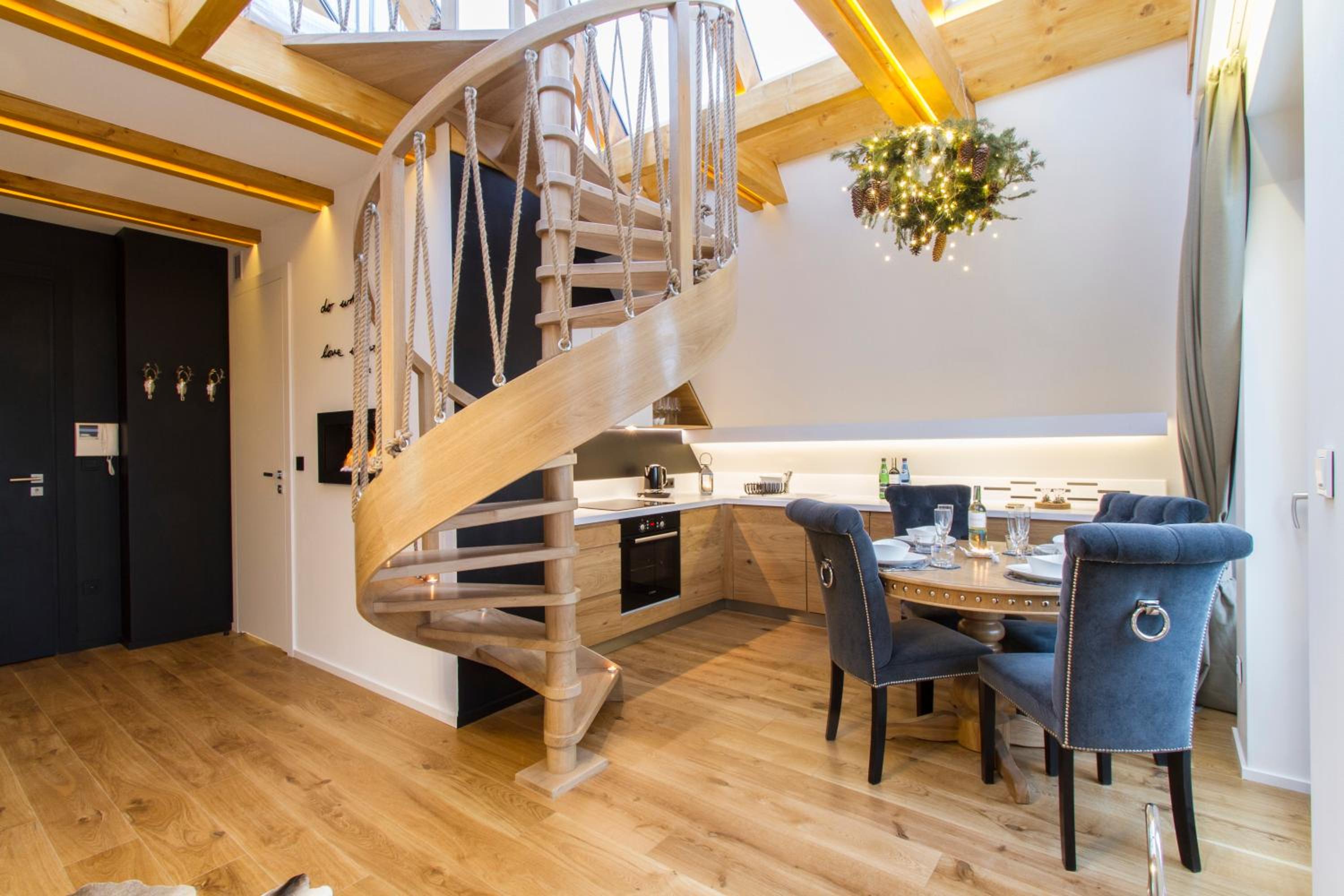 Apartment - Split Level - Photo 30