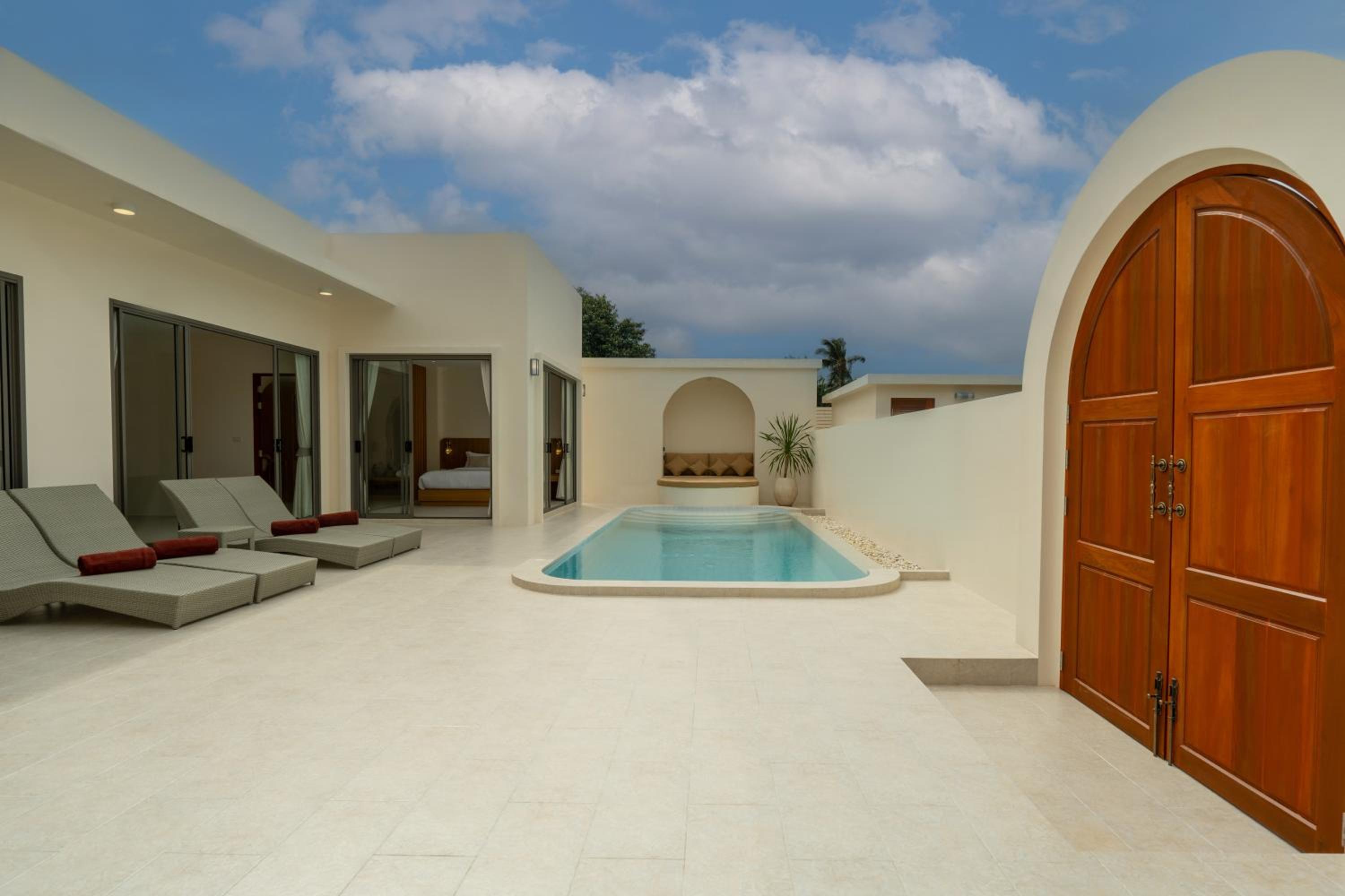 Villa with Private Pool photo 2