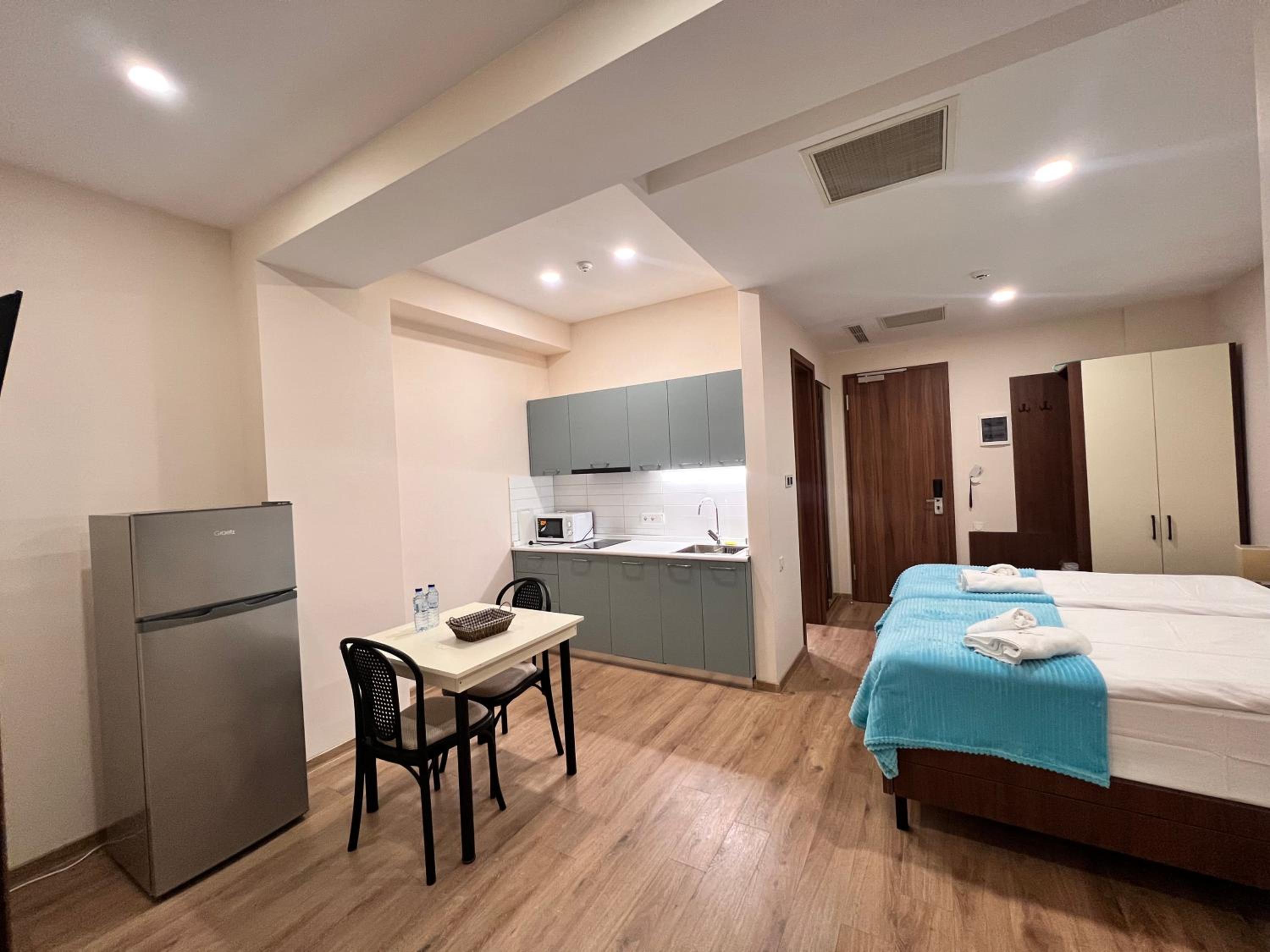 Suite with Garden View - Photo 5