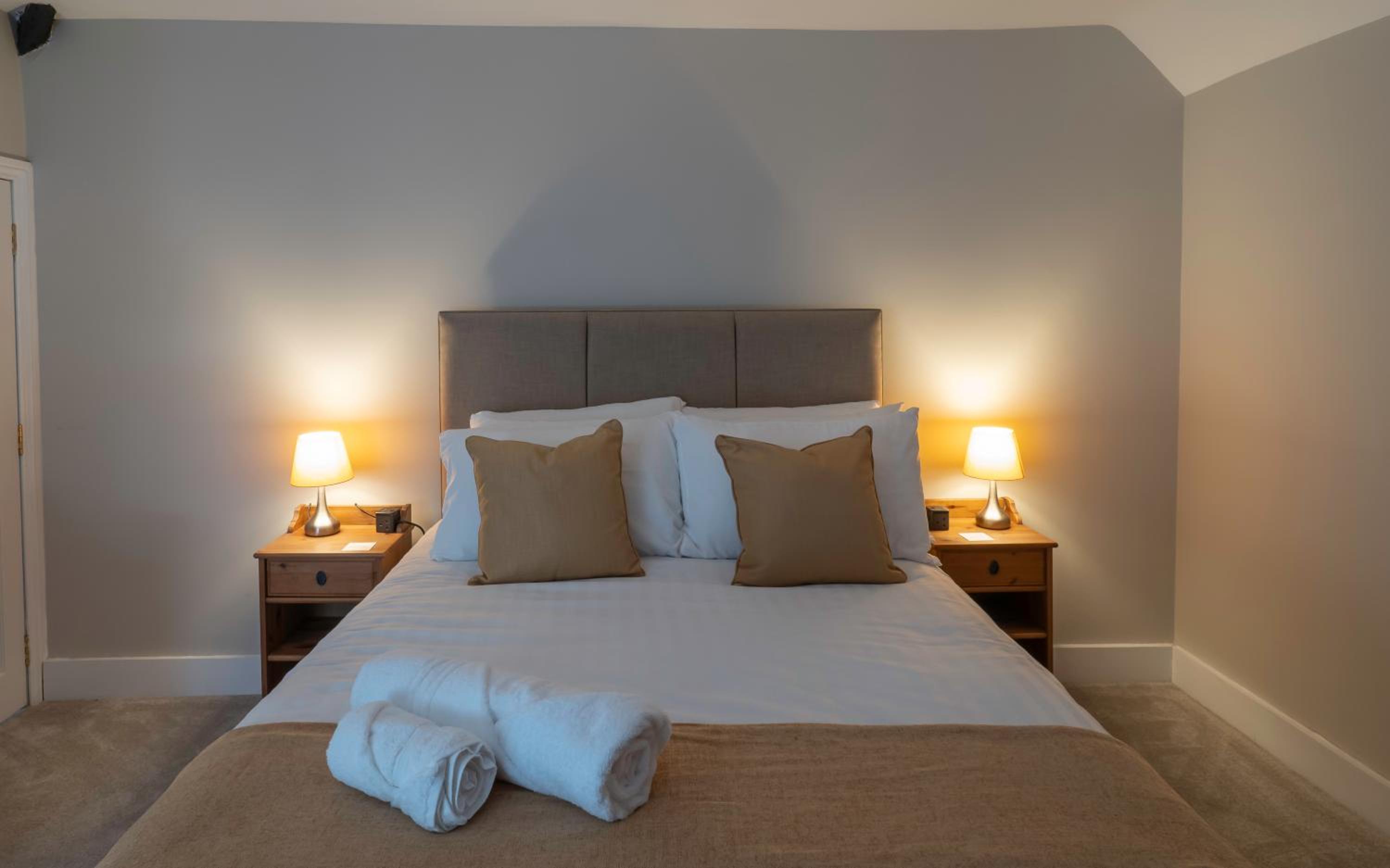 Standard King Room photo 2