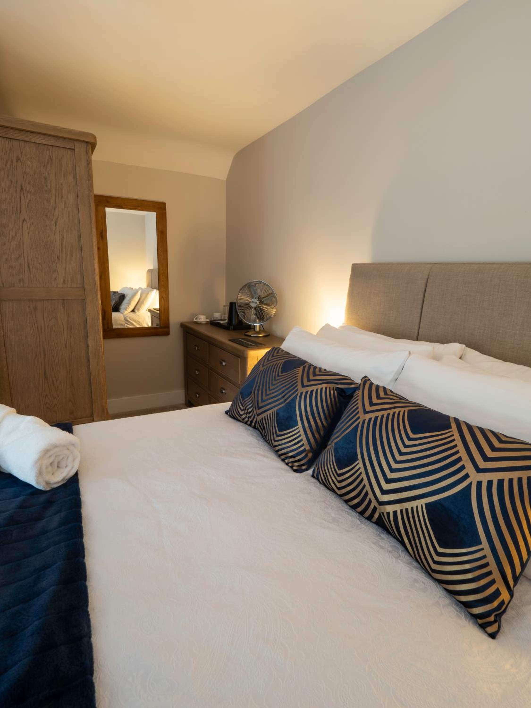 Deluxe King Room photo 3