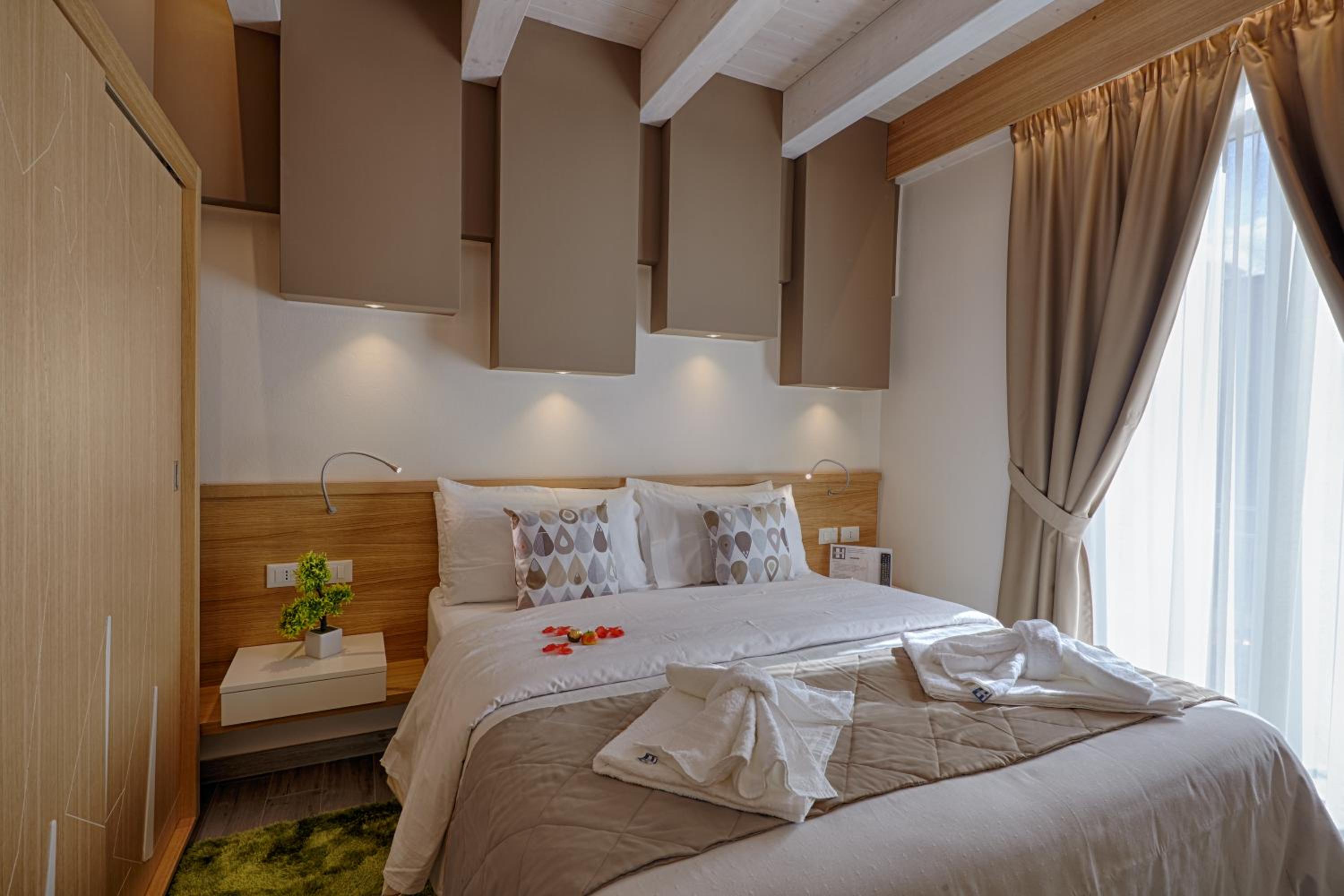 Double or Twin Room photo 3