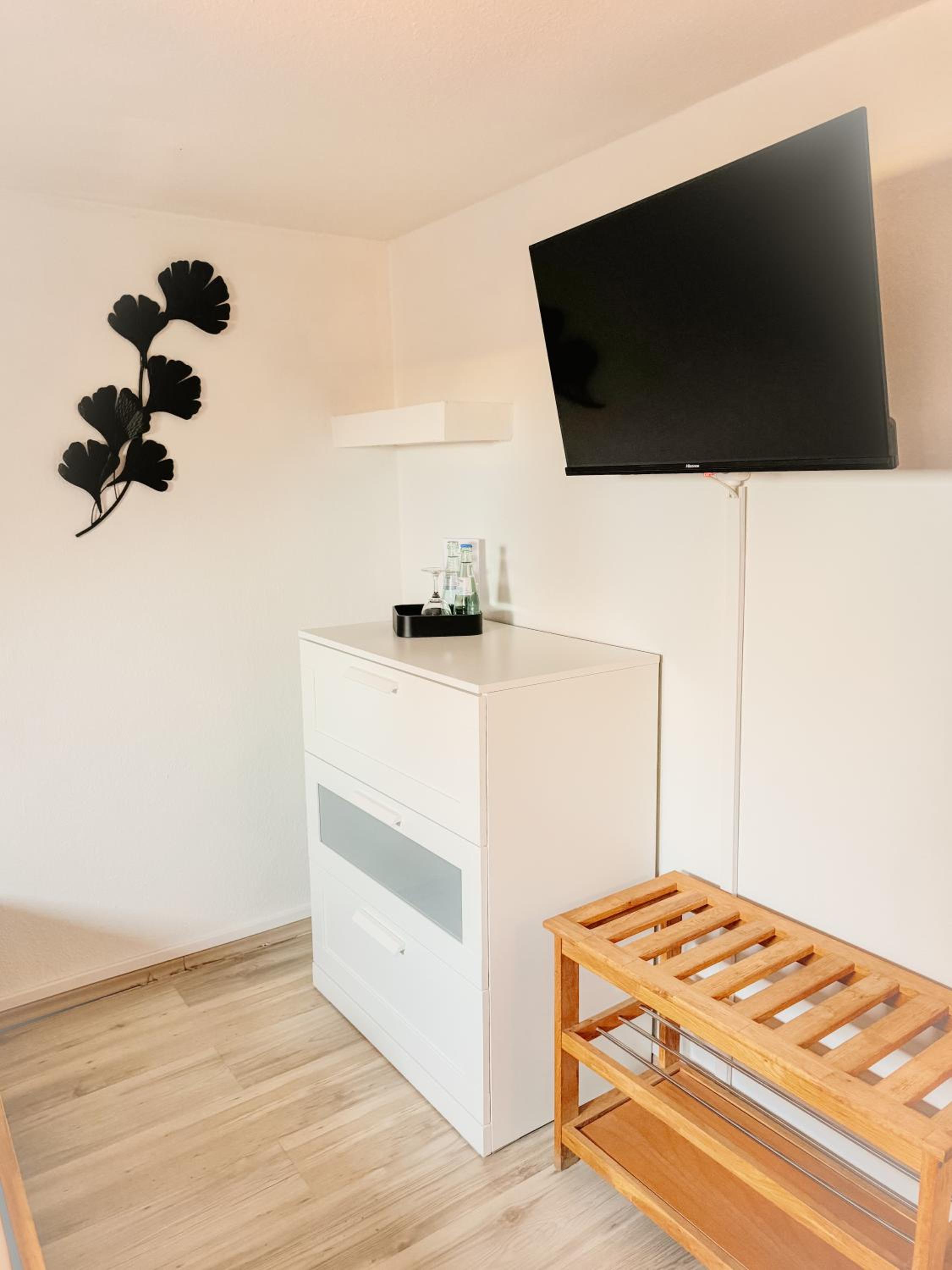 Single Room photo 3