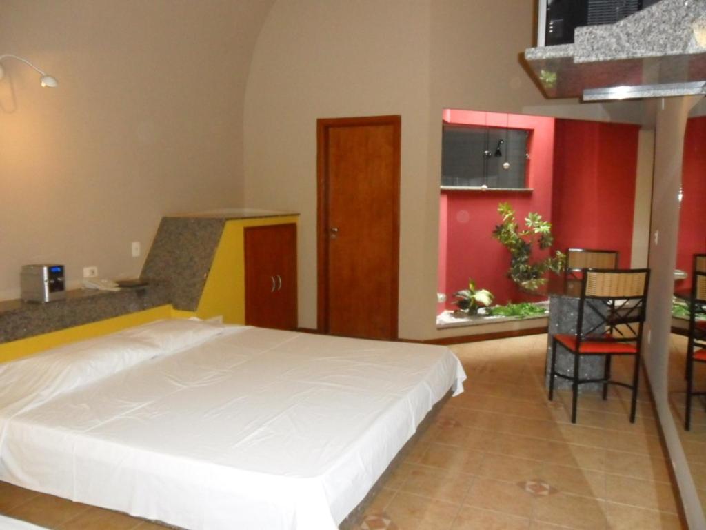 Suite (2 Adults) photo 2