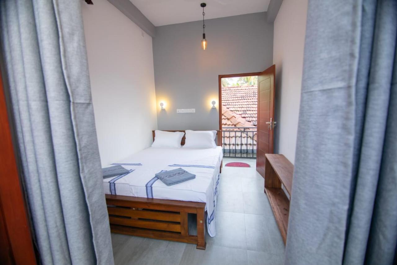 Budget Double Room photo 3