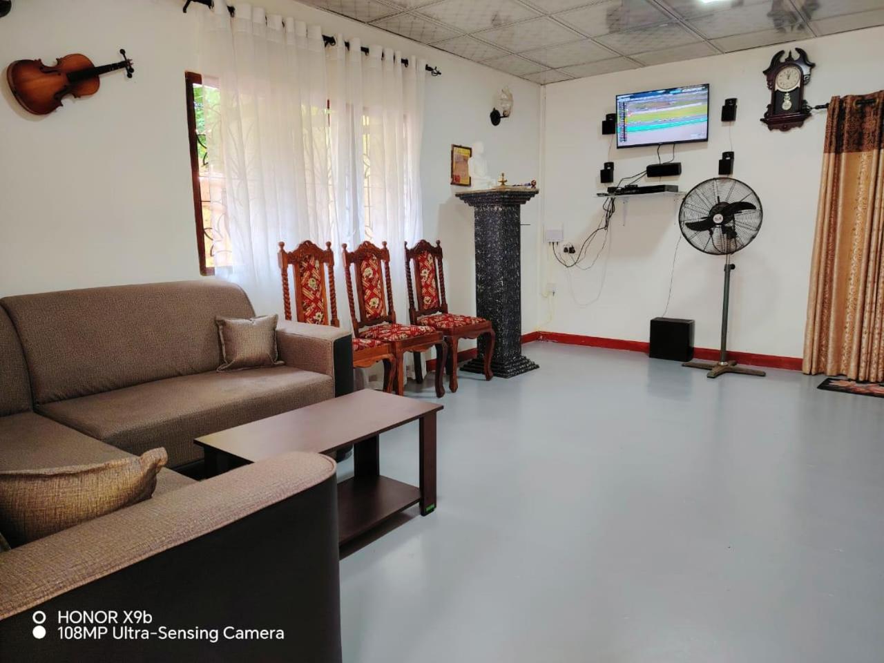 Three-Bedroom Vacation Home  photo 2