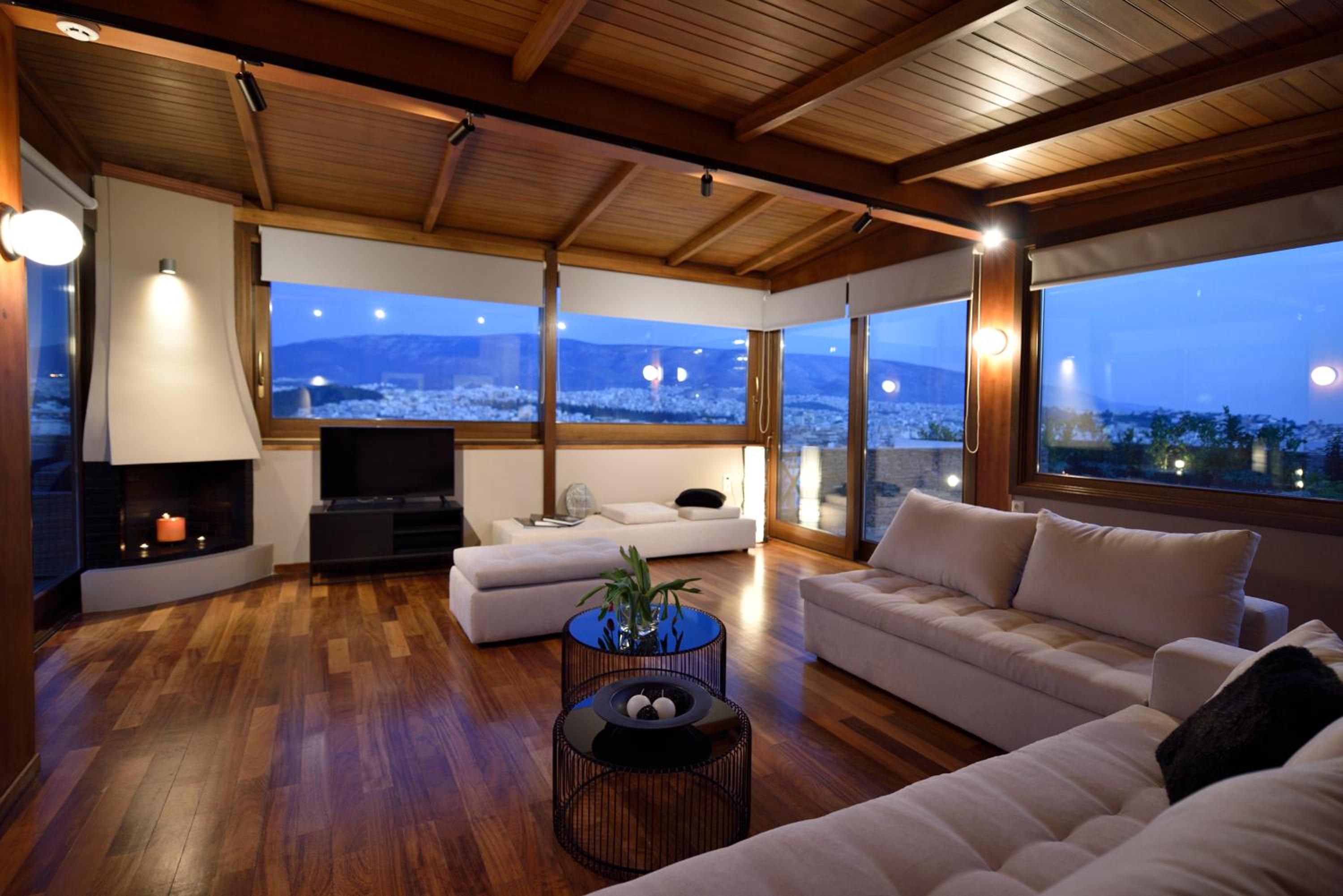 Three-Bedroom Apartment with Acropolis View