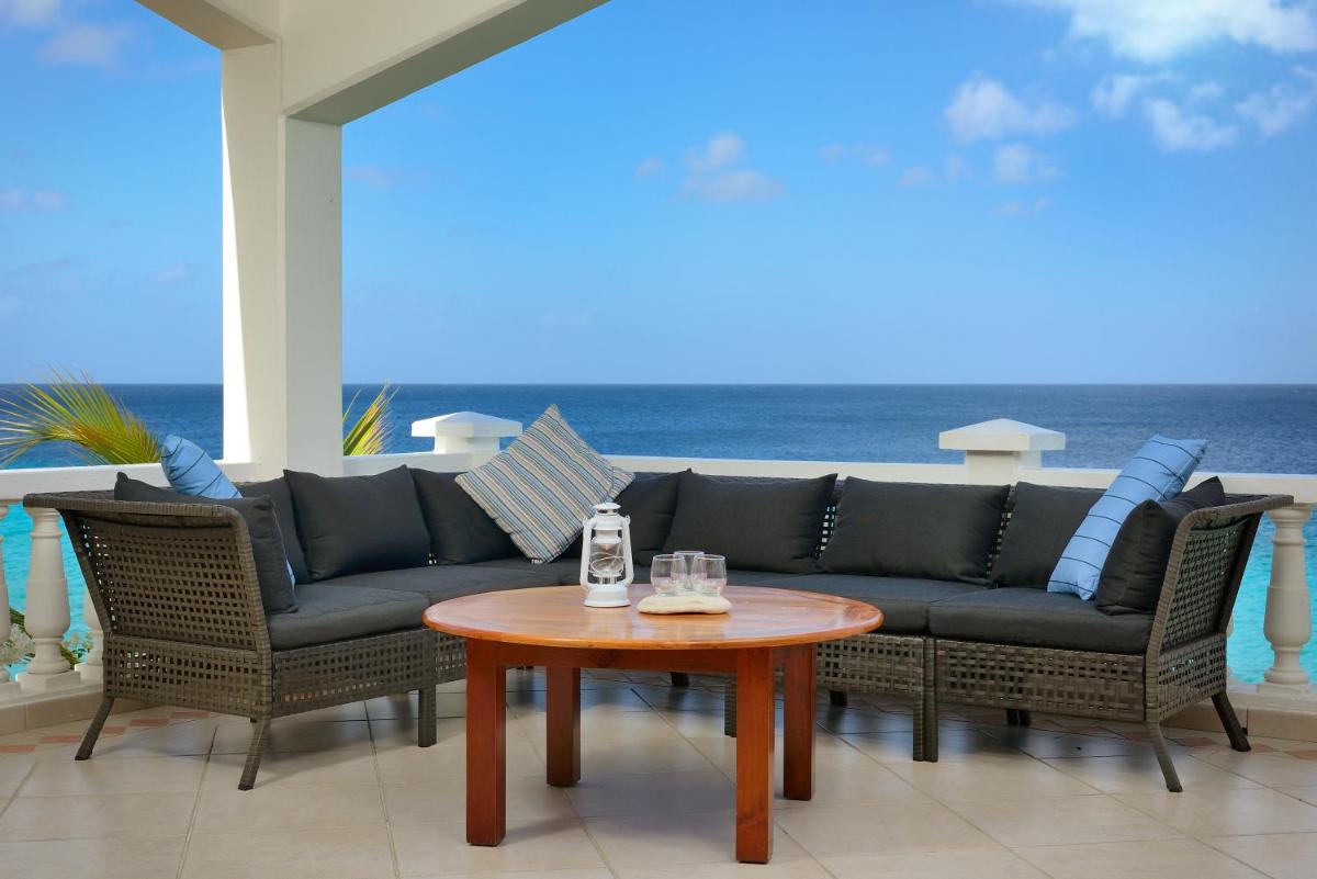 outdoor BBQ area