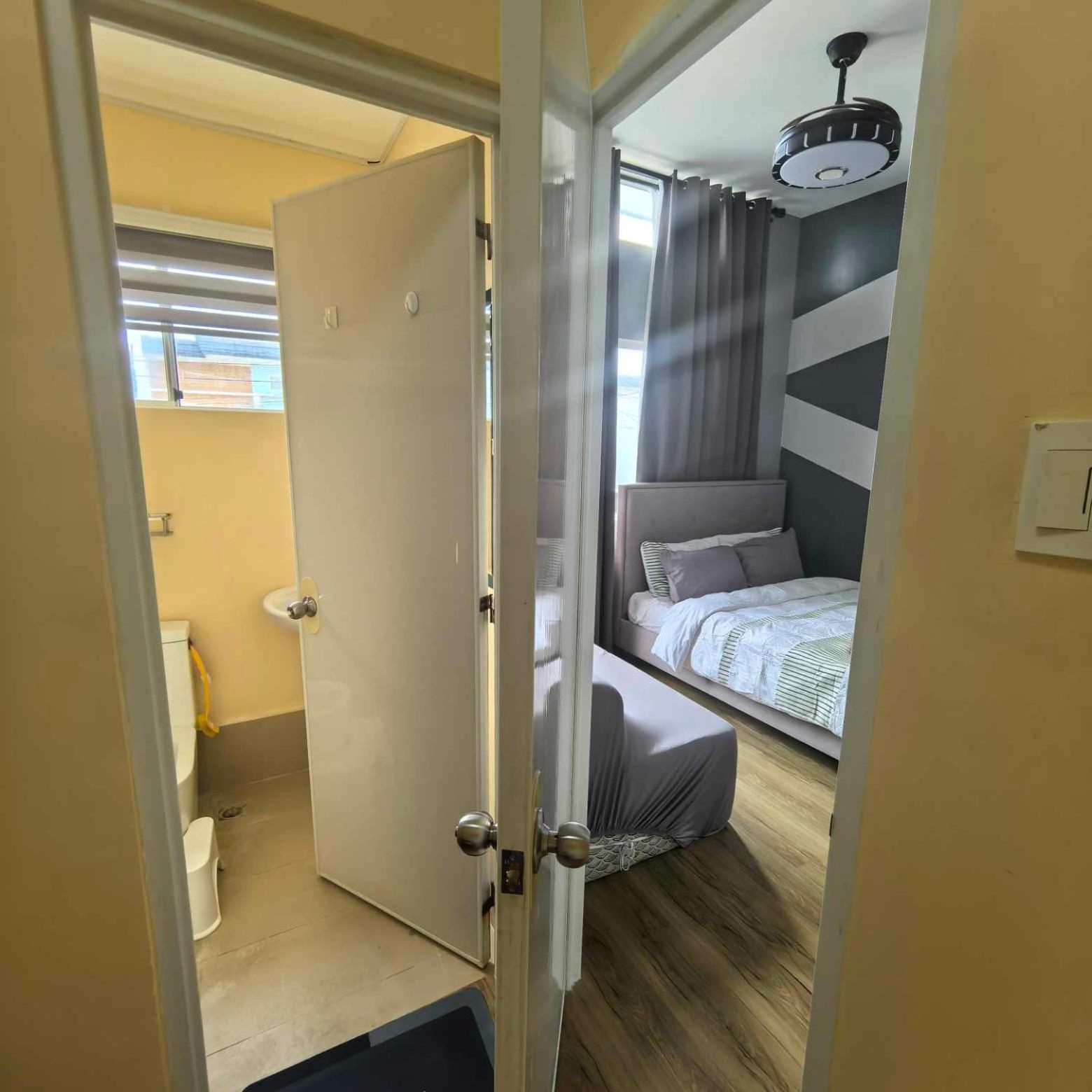 Family Room with Bathroom photo 2