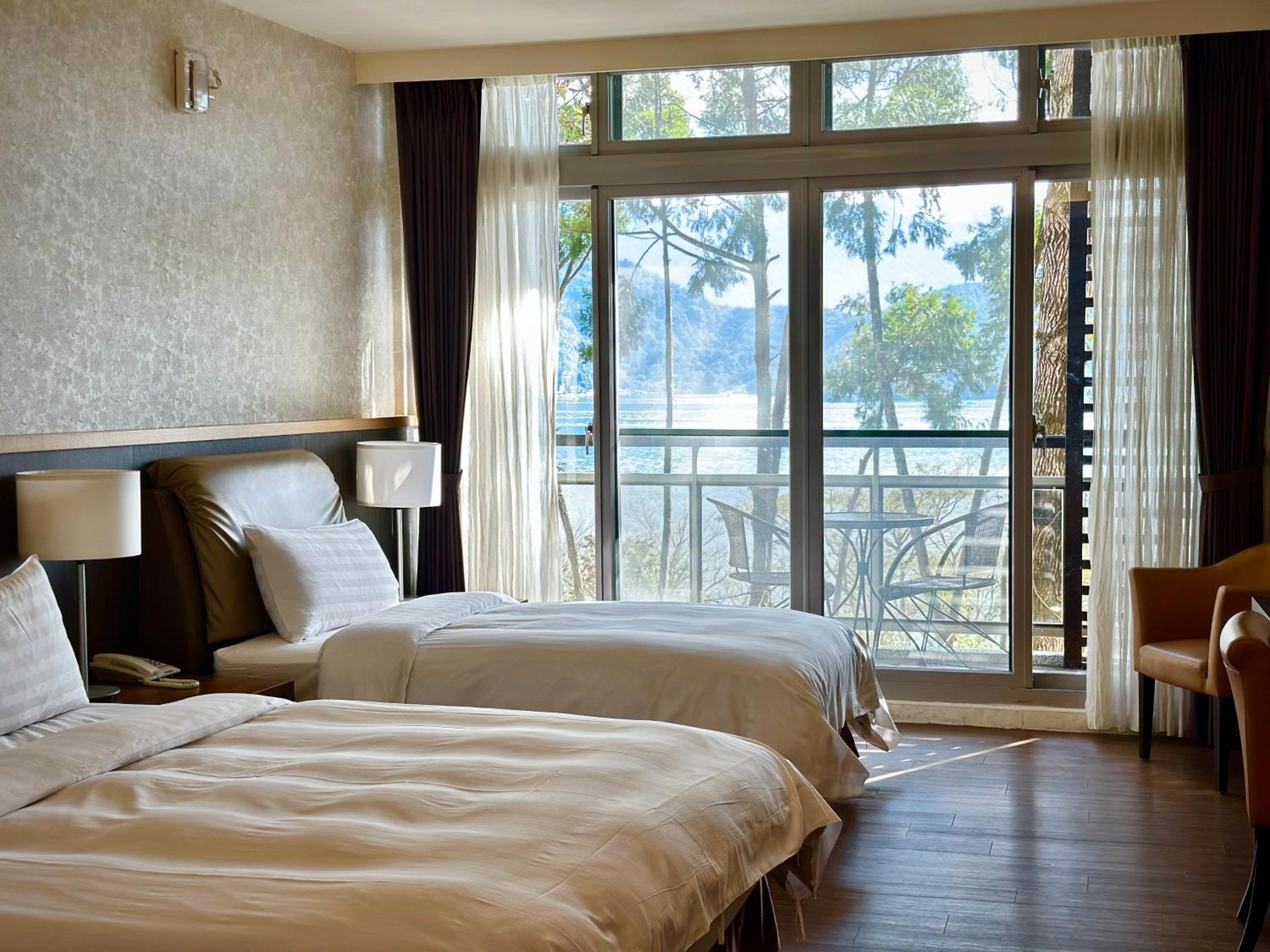 Standard Double or Twin Room with Balcony photo 2