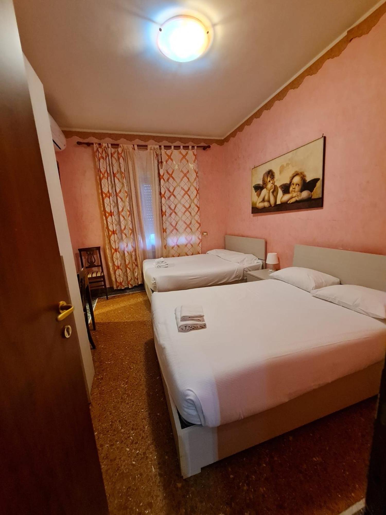 Triple Room photo 2