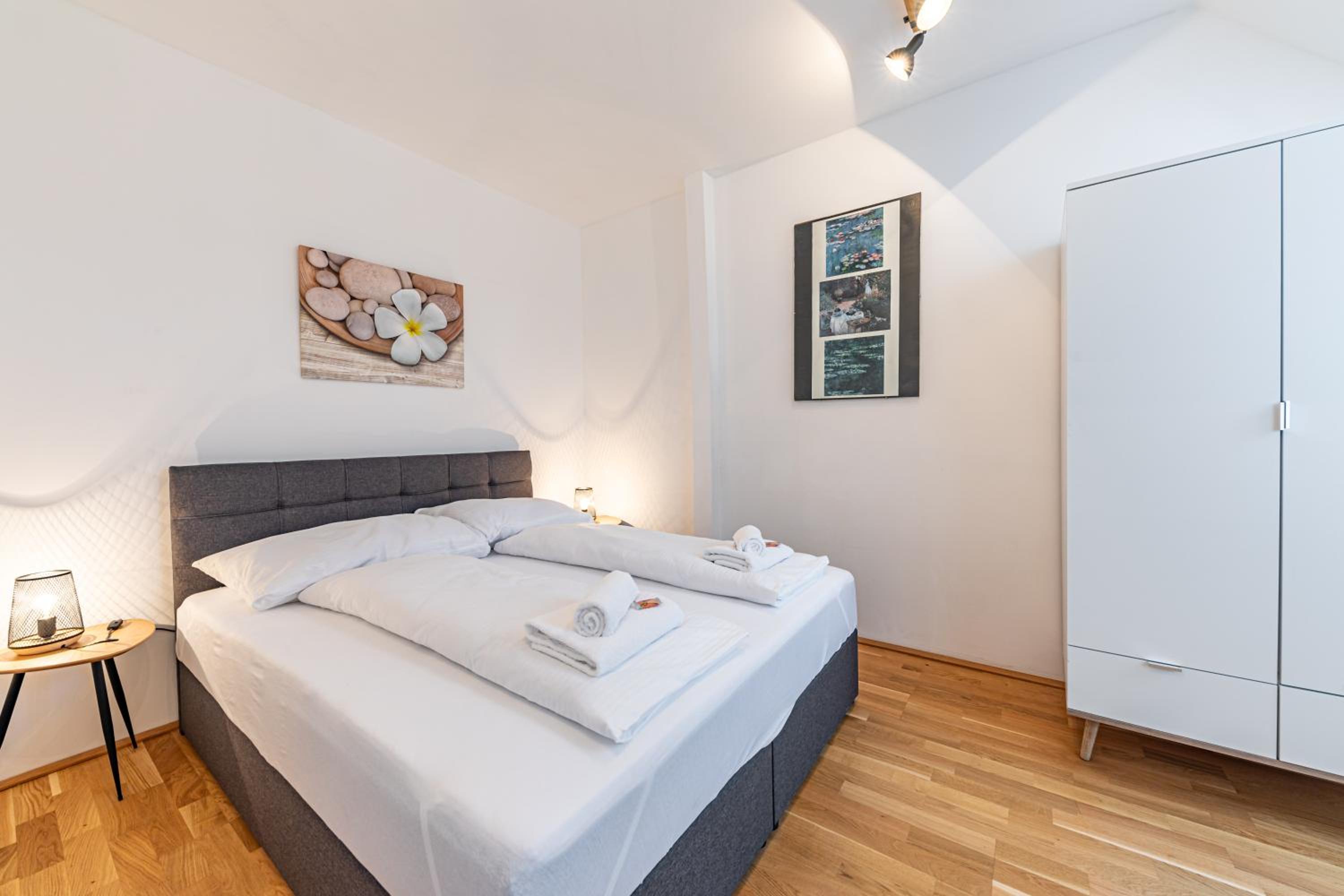 Apartment - Split Level