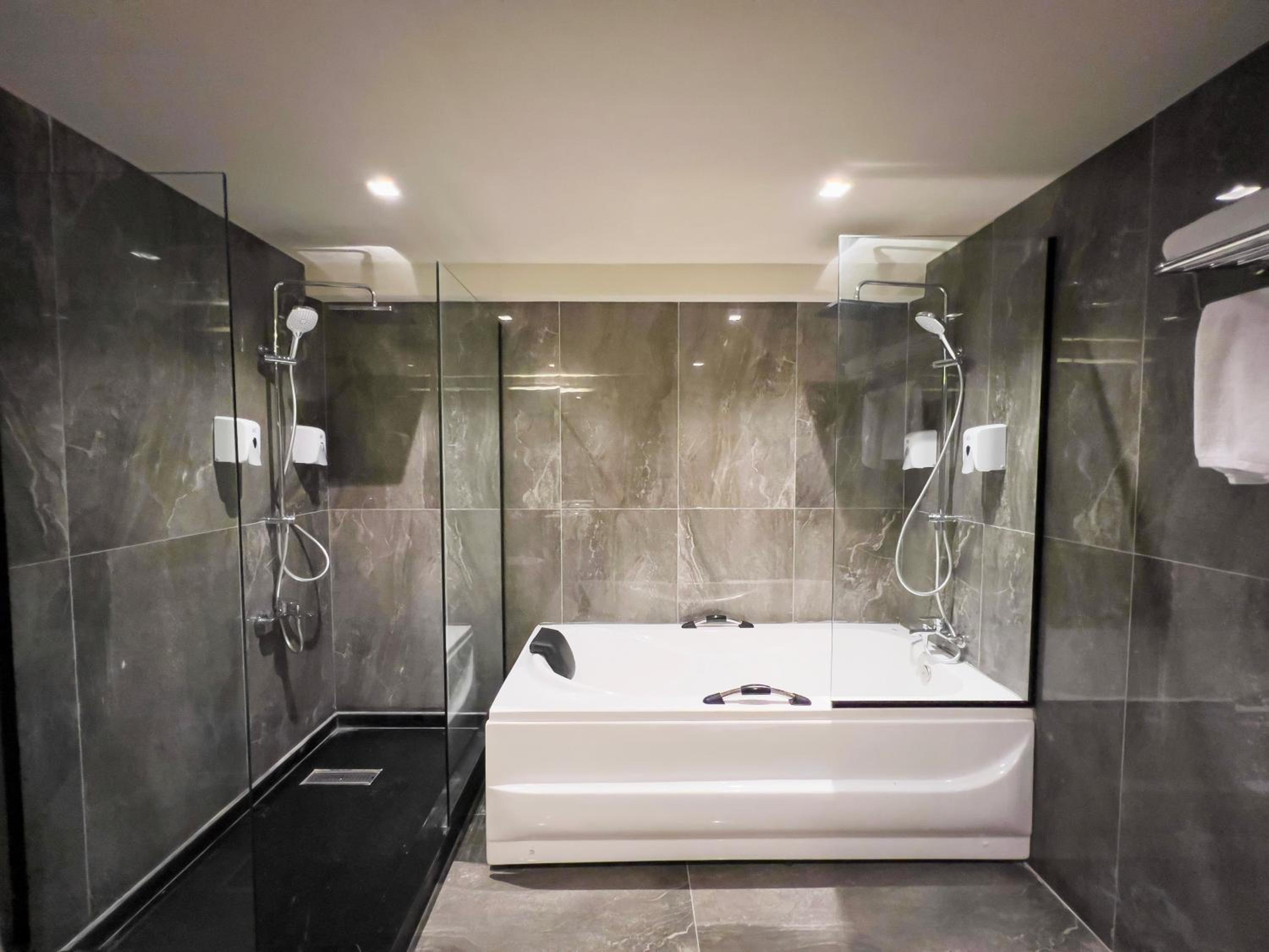 Junior Suite with Terrace photo 2