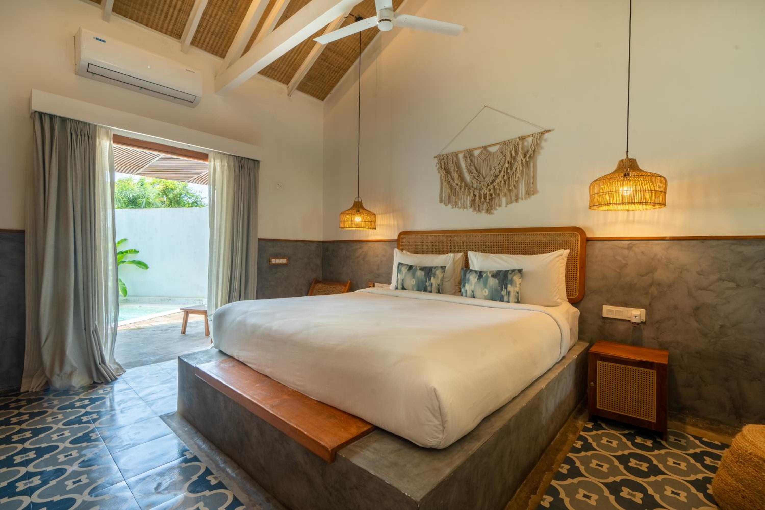 Deluxe Double or Twin Room photo 2