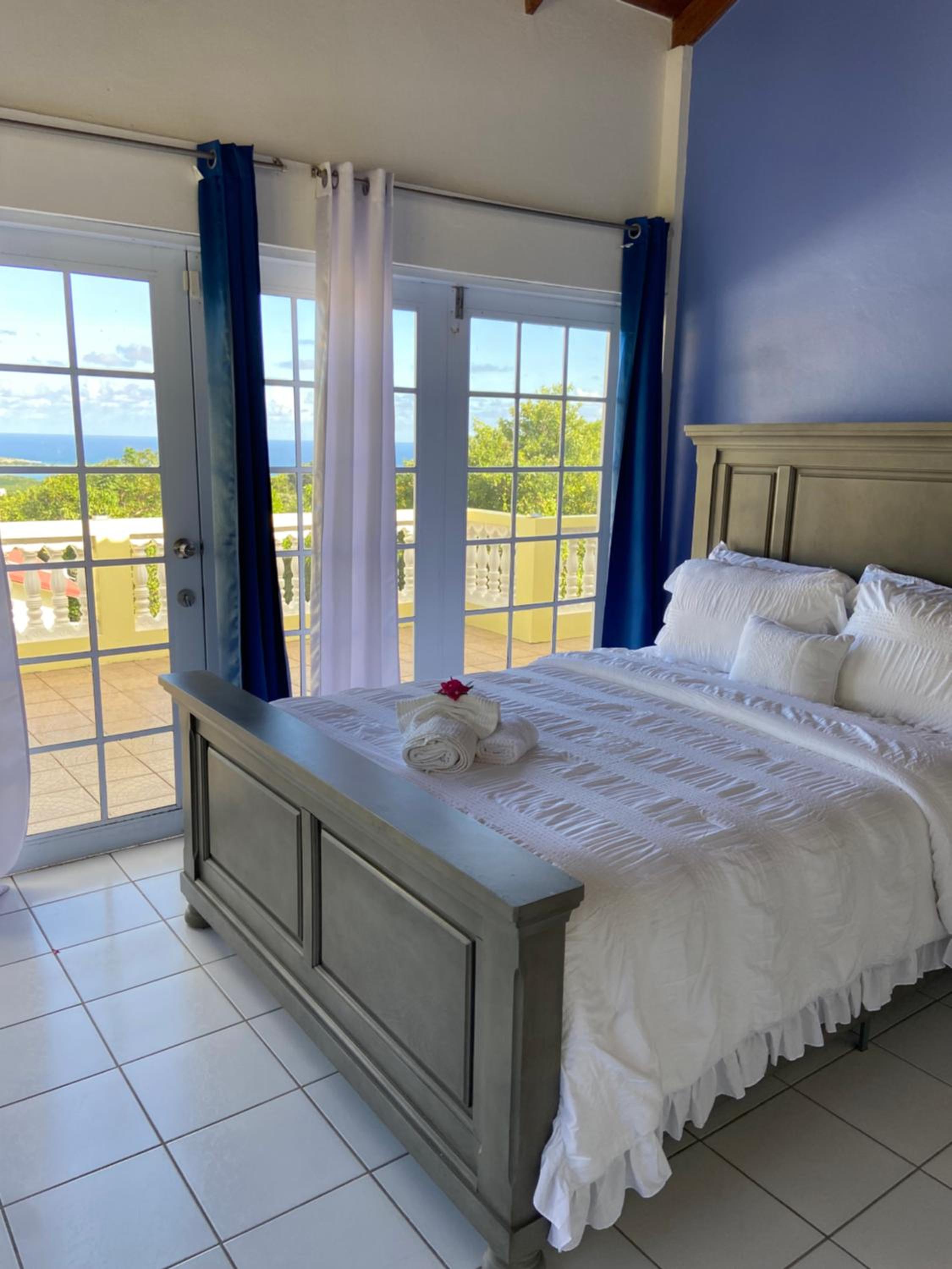 Villa with Sea View photo 3