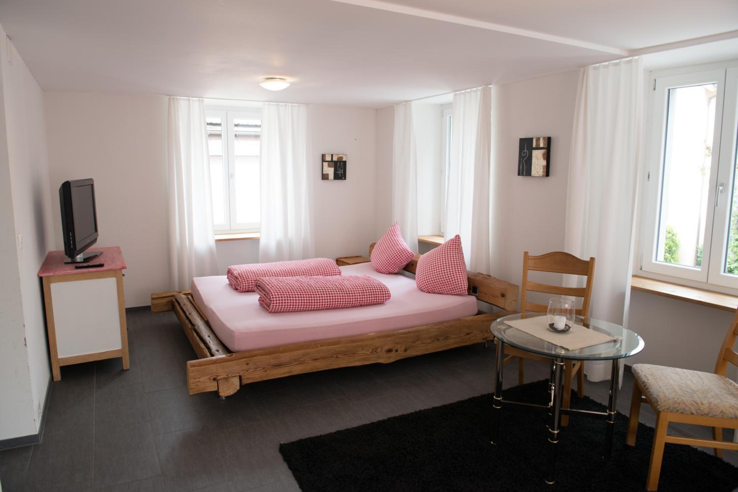 Two-Bedroom Apartment - Photo 1