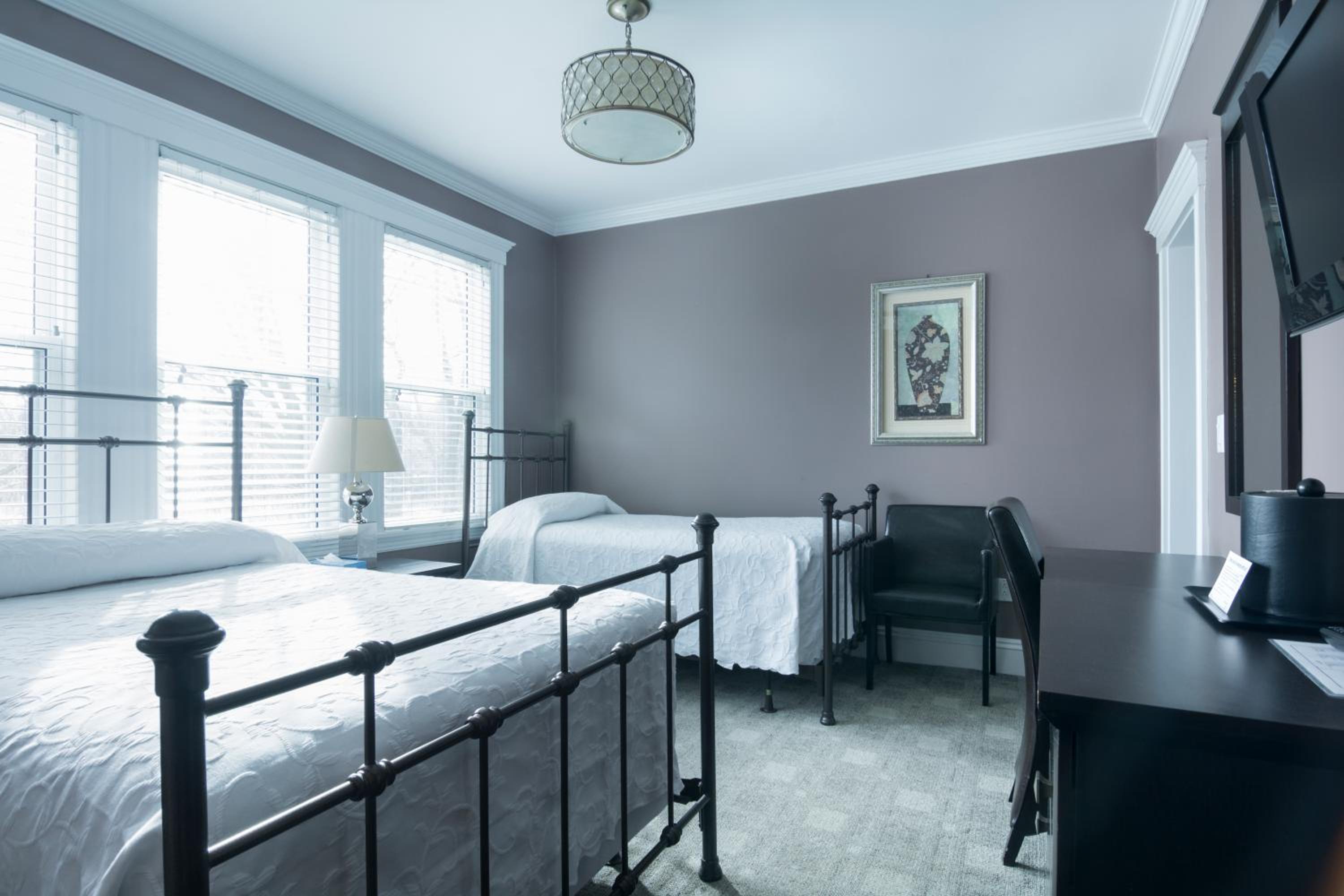 Superior Room with Double Bed and Single Bed
