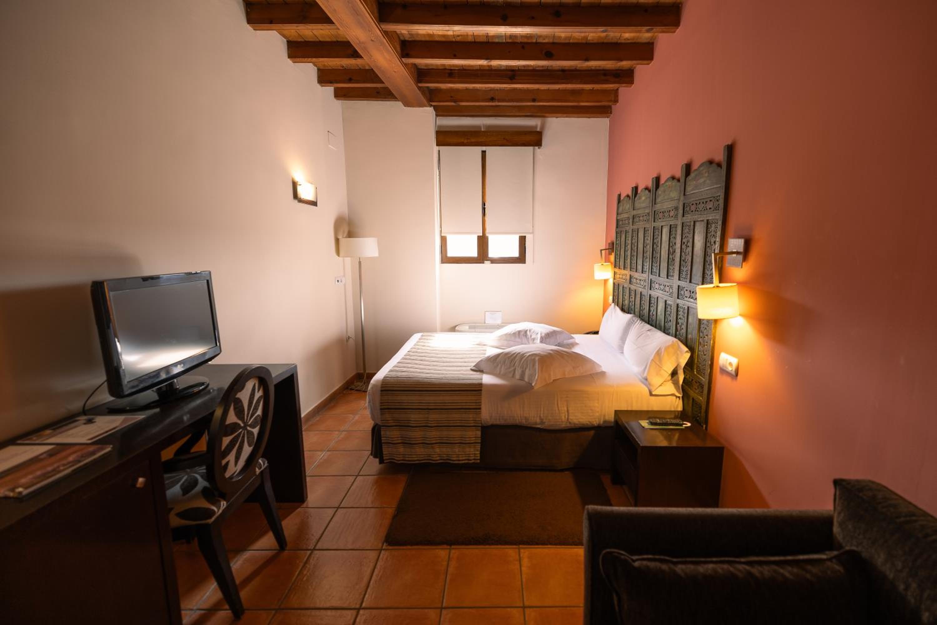 Economy Double or Twin Room