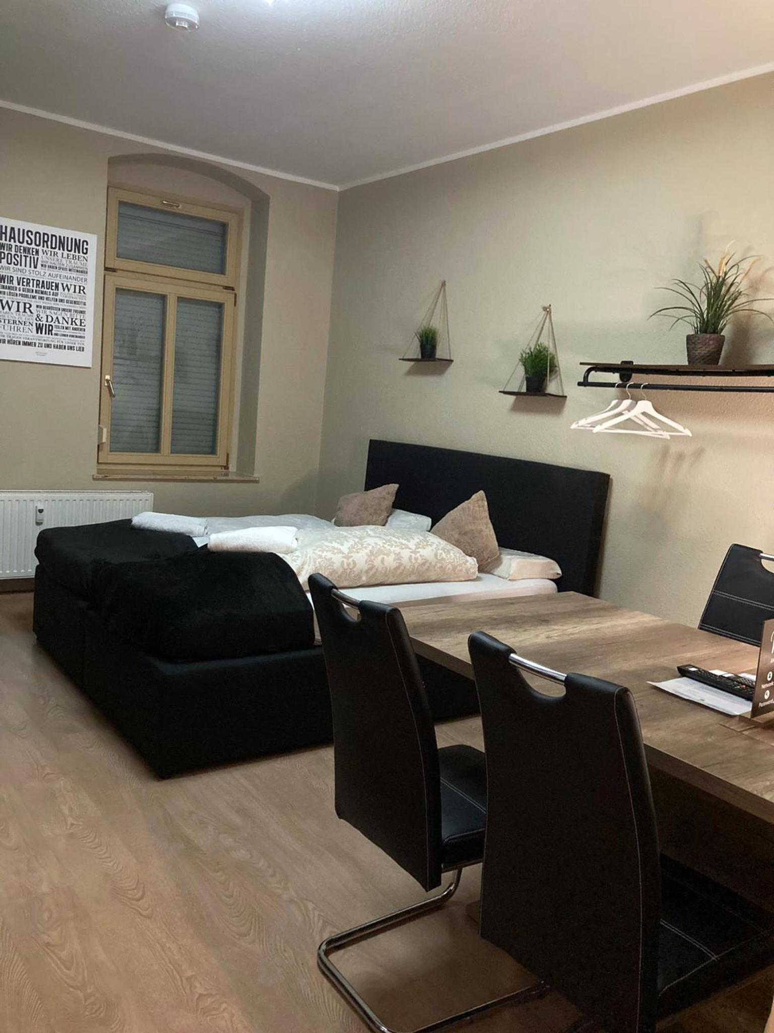 Large Double Room photo 2