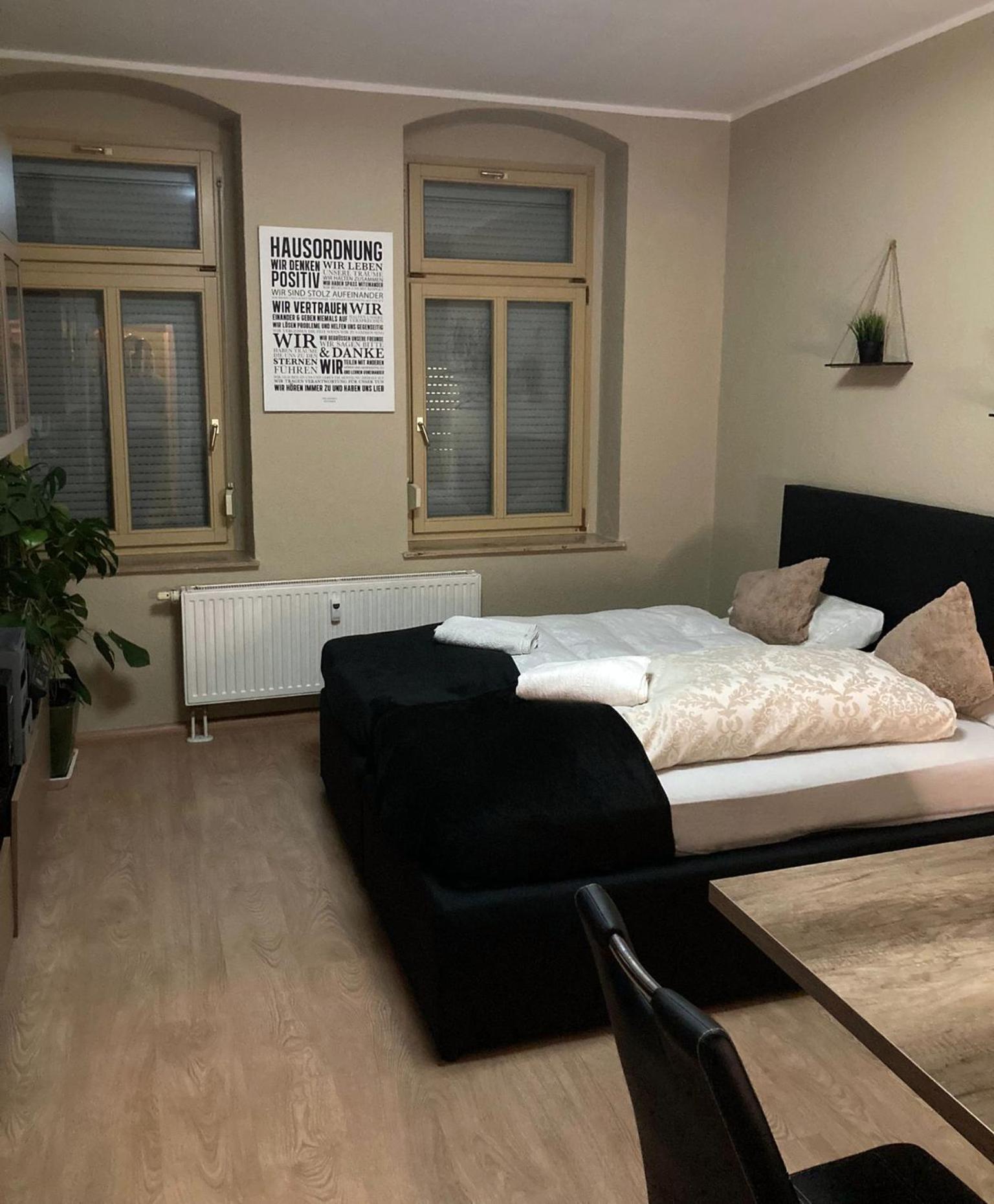 Large Double Room photo 3